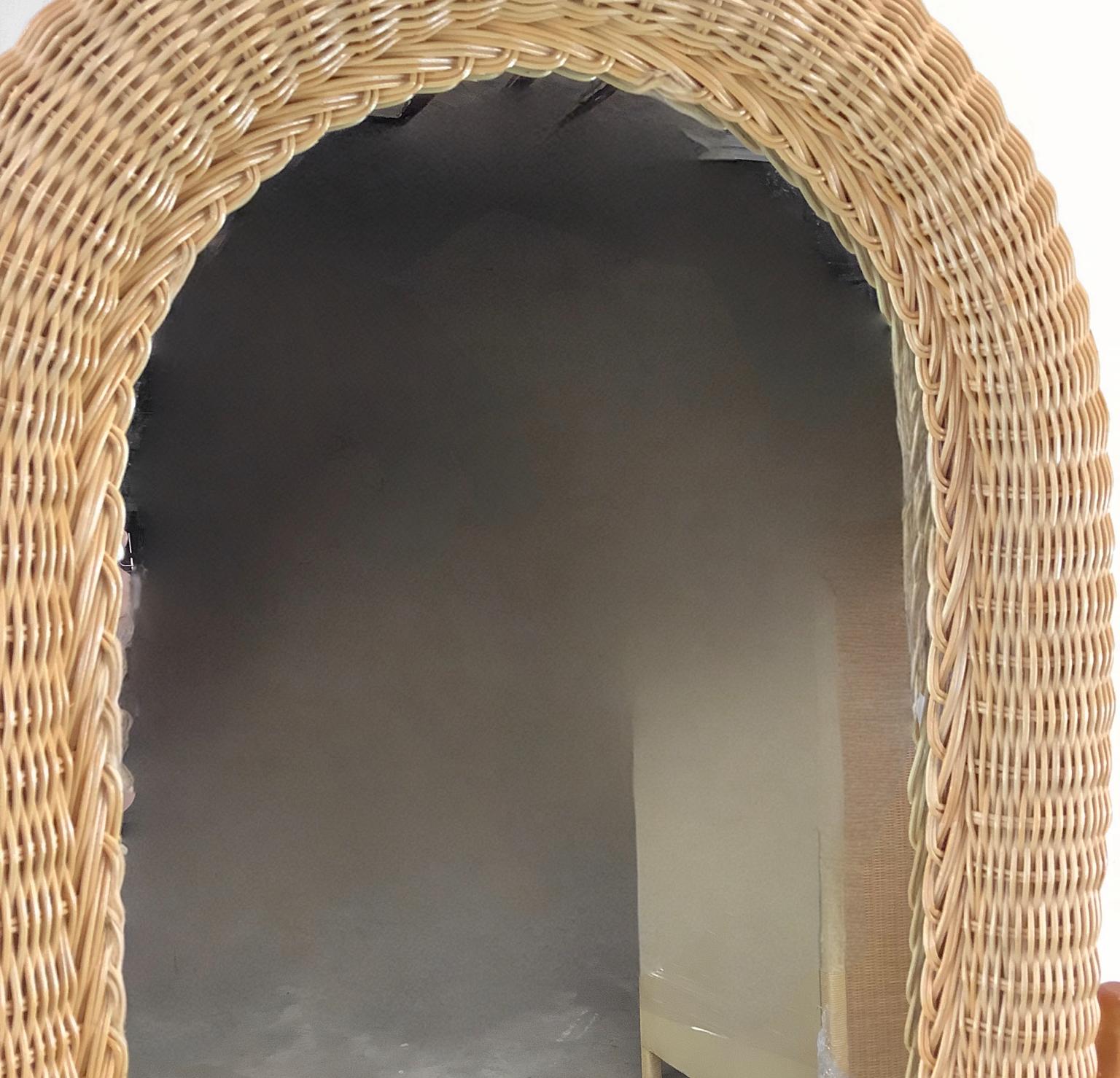 Sconosciuto Specchio da terra in vimini vintage Boho in vendita
