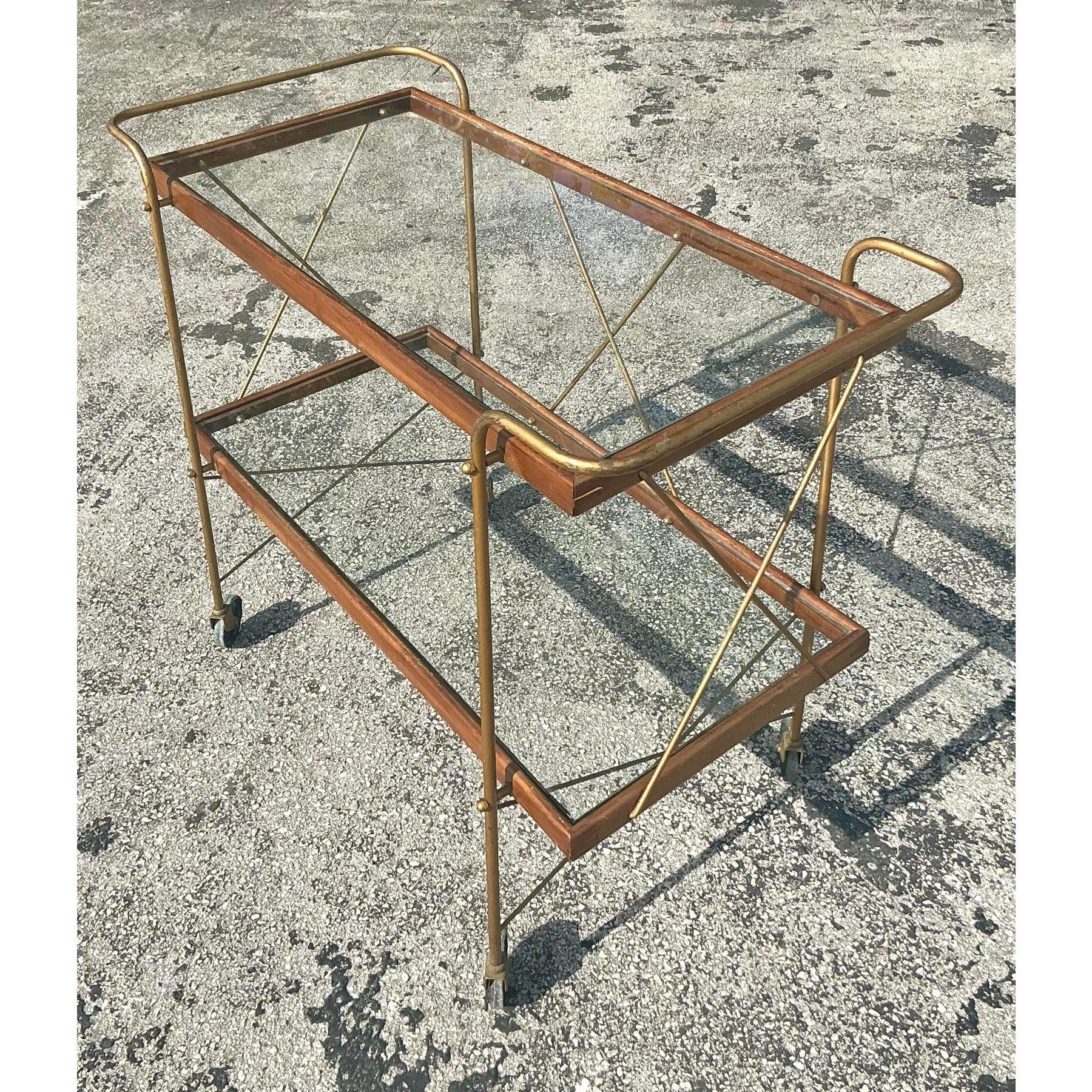 Barcart Vintage Boho en verre avec cadre en bois en vente 4