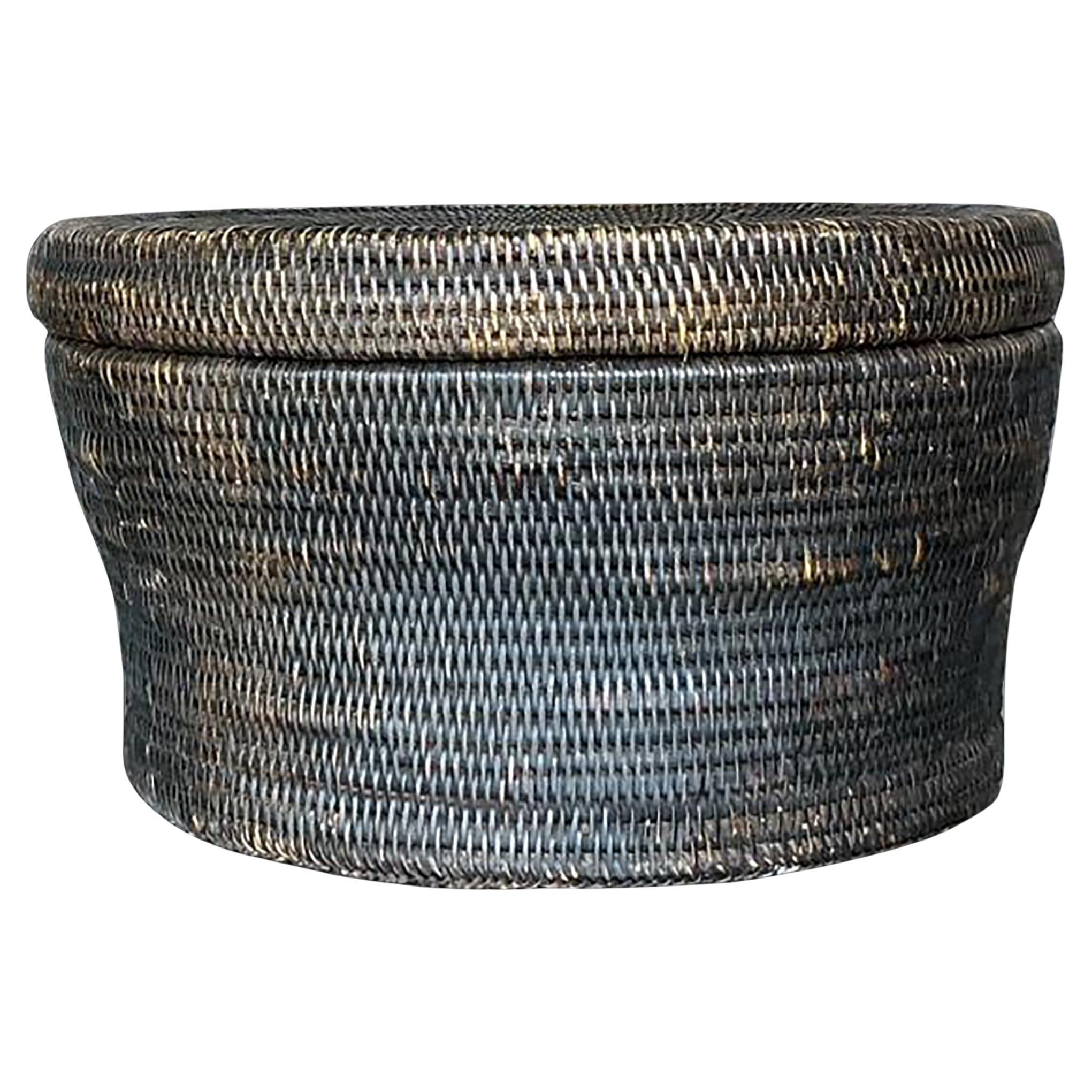 Panier vintage à couvercle en rotin tressé Boho