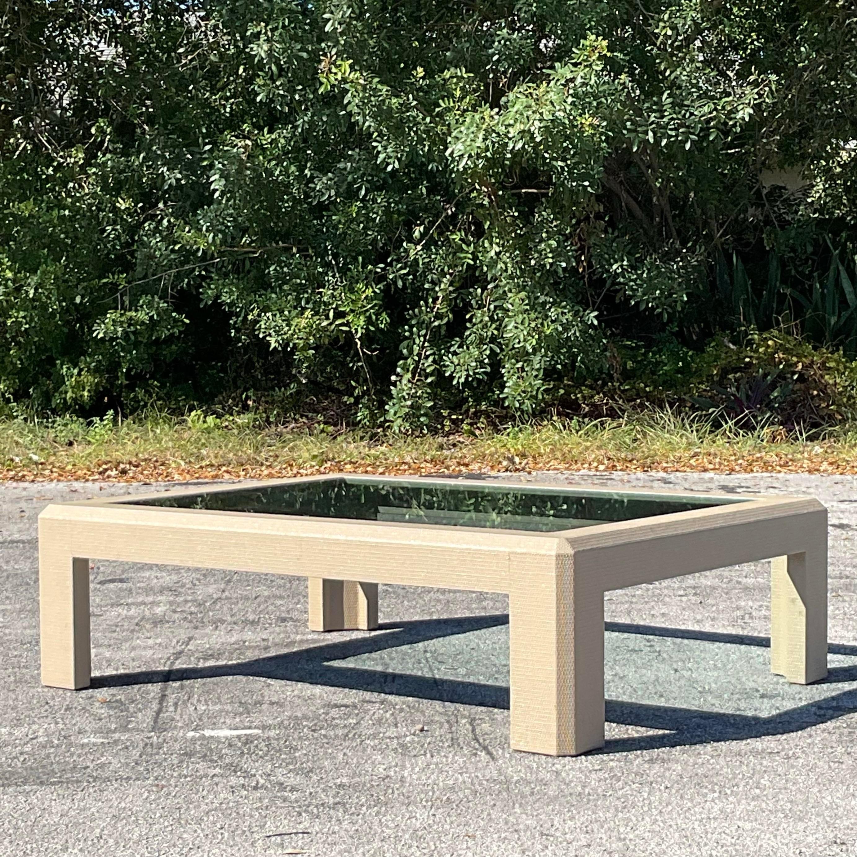 Table basse vintage en toile d'herbe enveloppée Boho en vente 1
