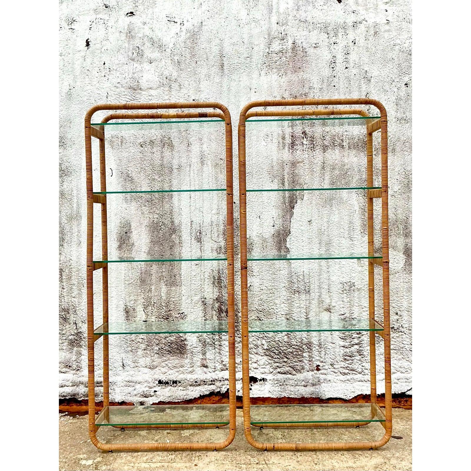 Estantería Vintage Boho de Ratán - Pareja Filipino en venta