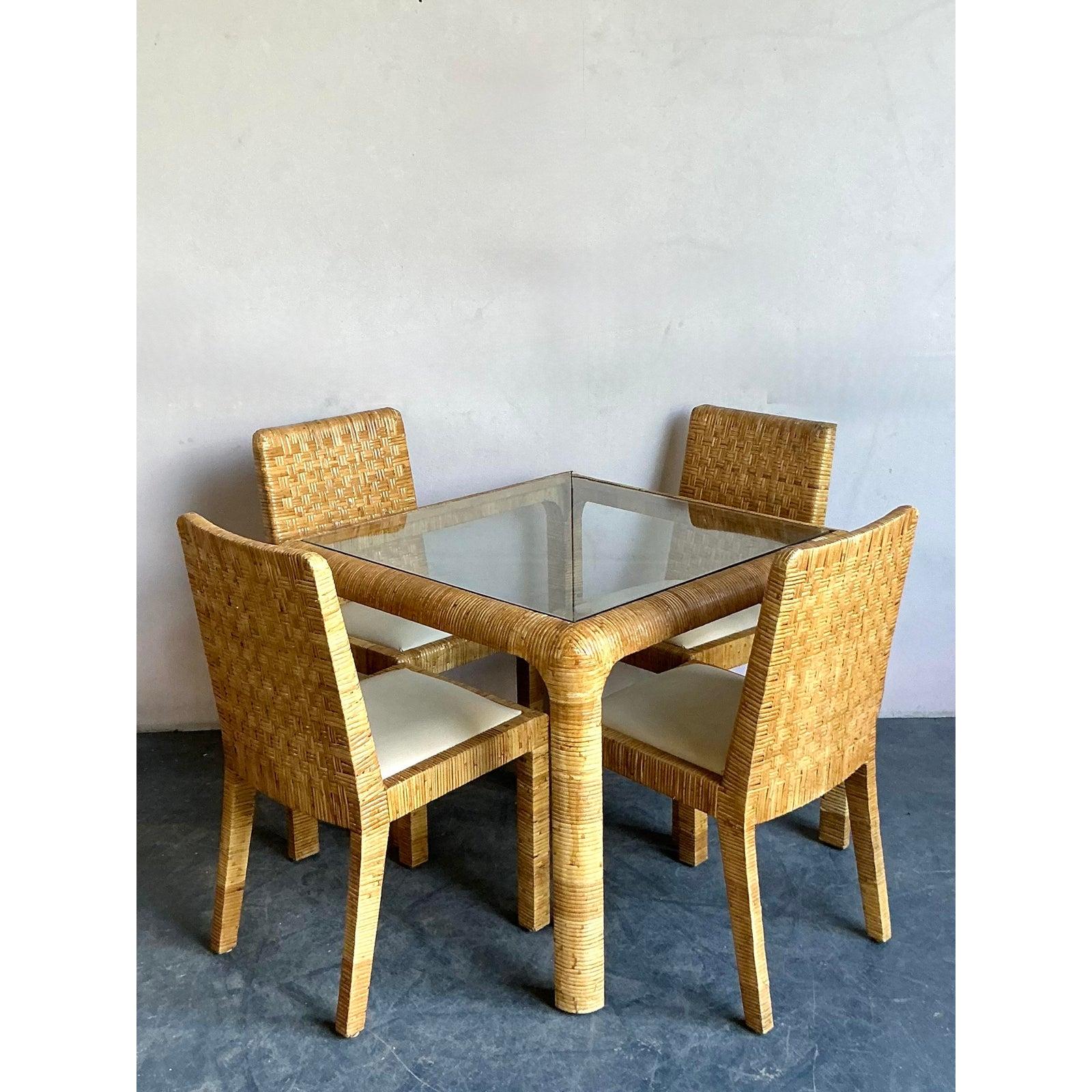 Mesa de juego de ratán vintage boho envuelta Estadounidense en venta
