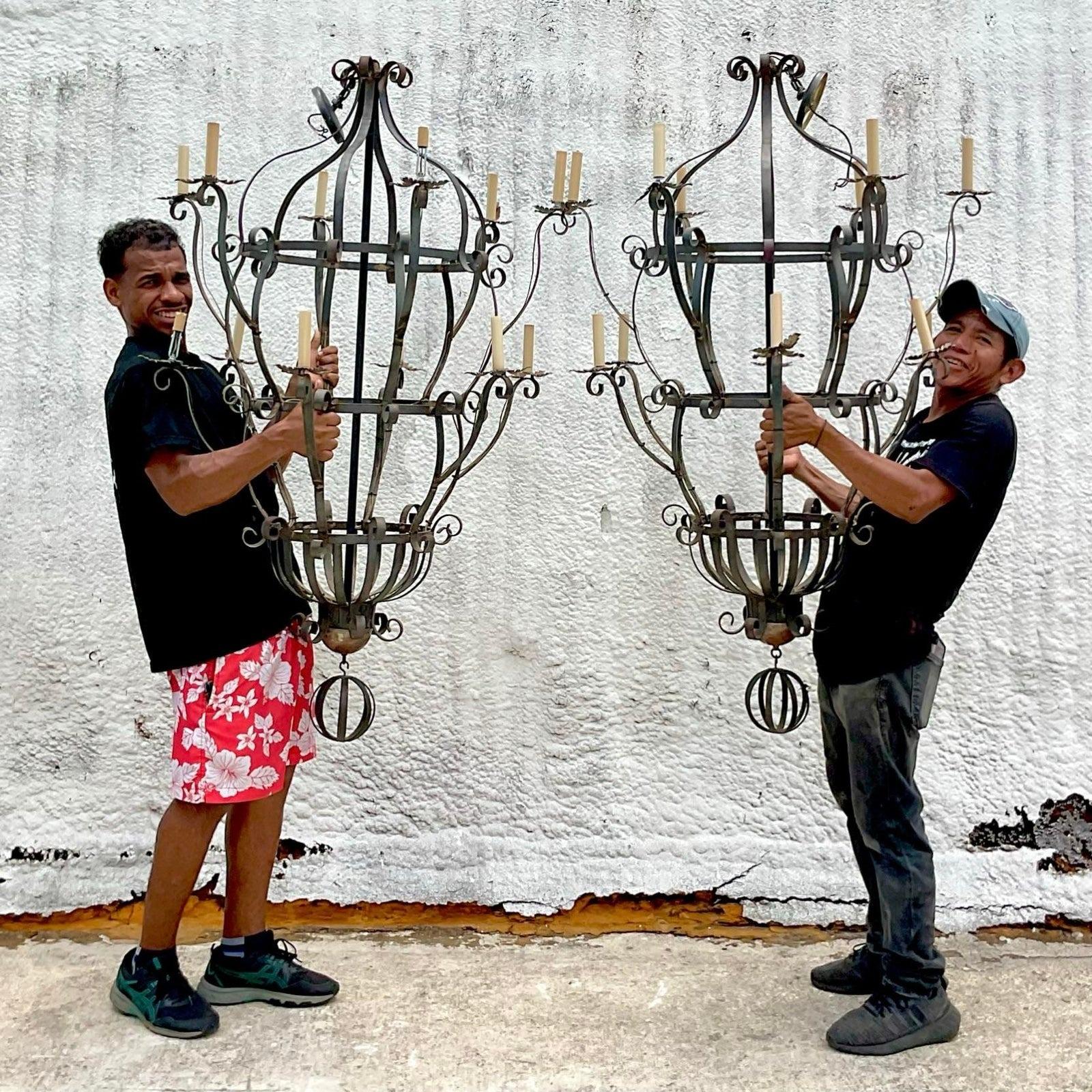lampadari in ferro vintage
