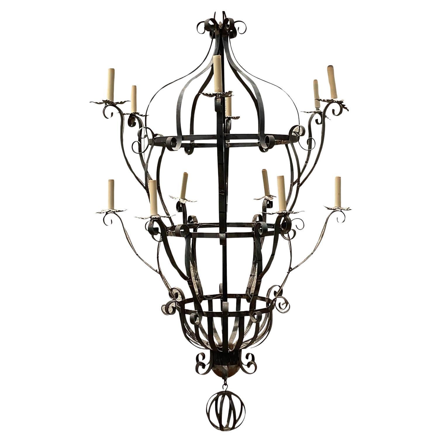 Lampadario in ferro battuto Vintage By