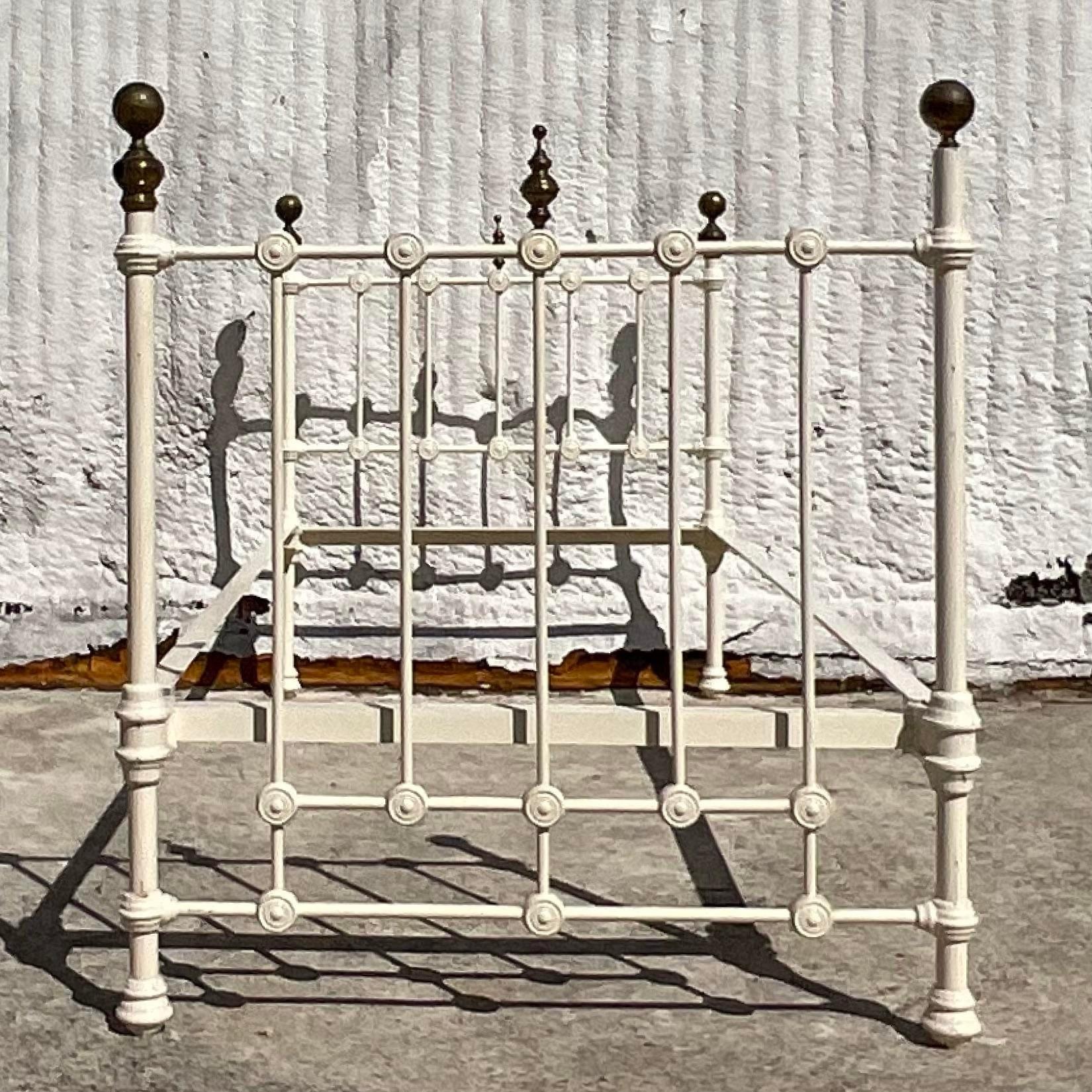 Vintage Boho Wrought Iron Day Bed In Good Condition For Sale In west palm beach, FL