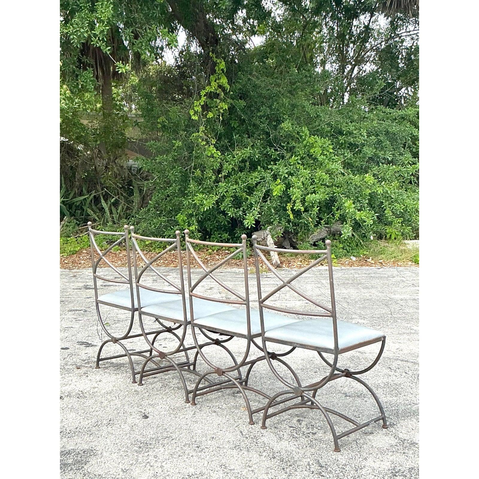 Sedie da pranzo vintage in ferro battuto - Set di 4 sedie in vendita 2