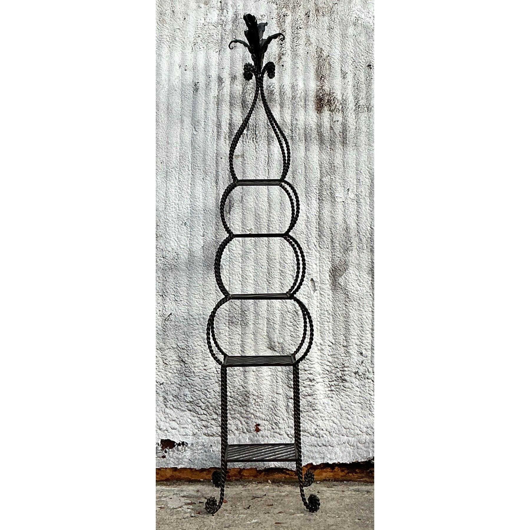 Etagere in ferro battuto Vintage By In condizioni buone in vendita a West Palm Beach, FL