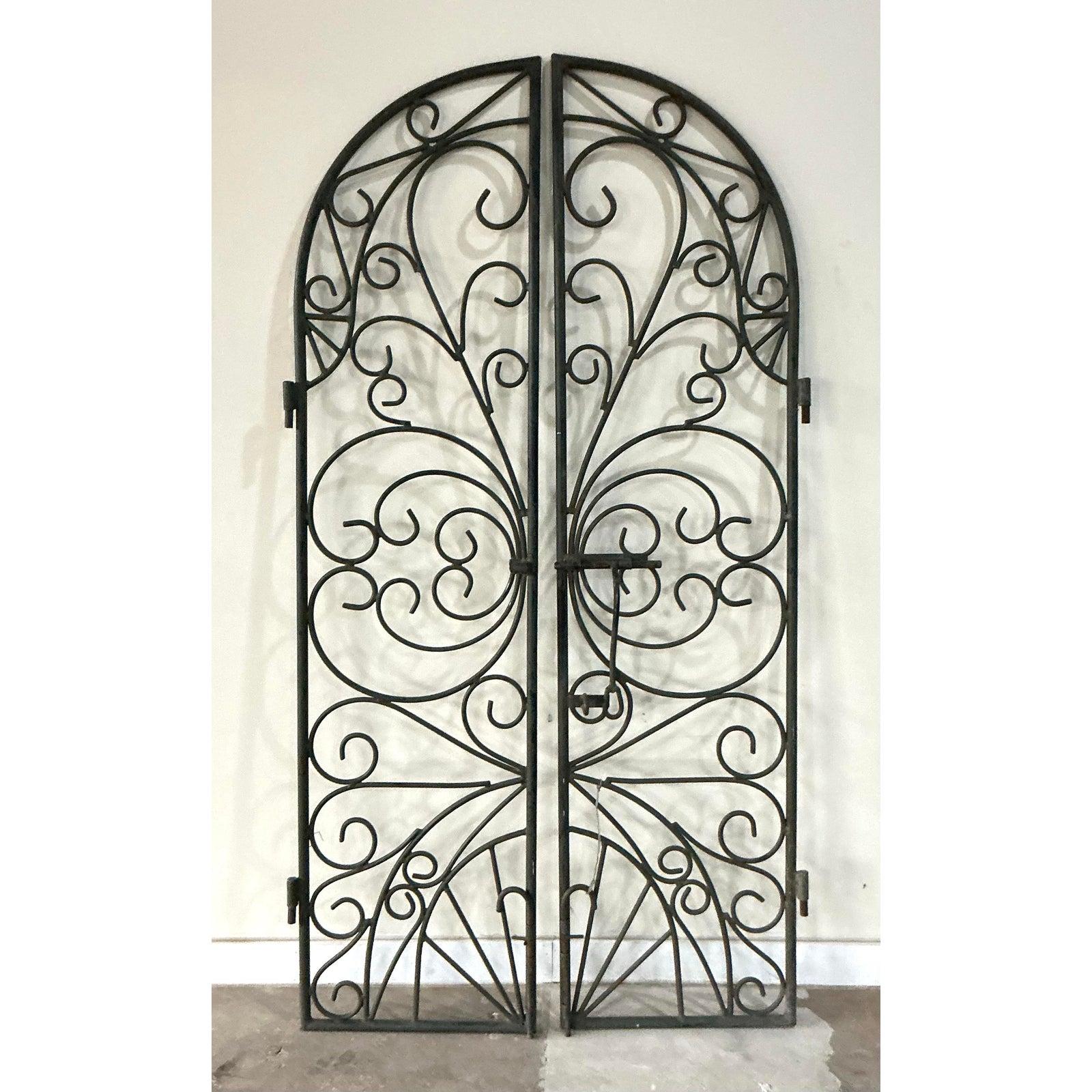 Vintage Boho Wrought Iron Gates - Set of 2 In Good Condition For Sale In West Palm Beach, FL