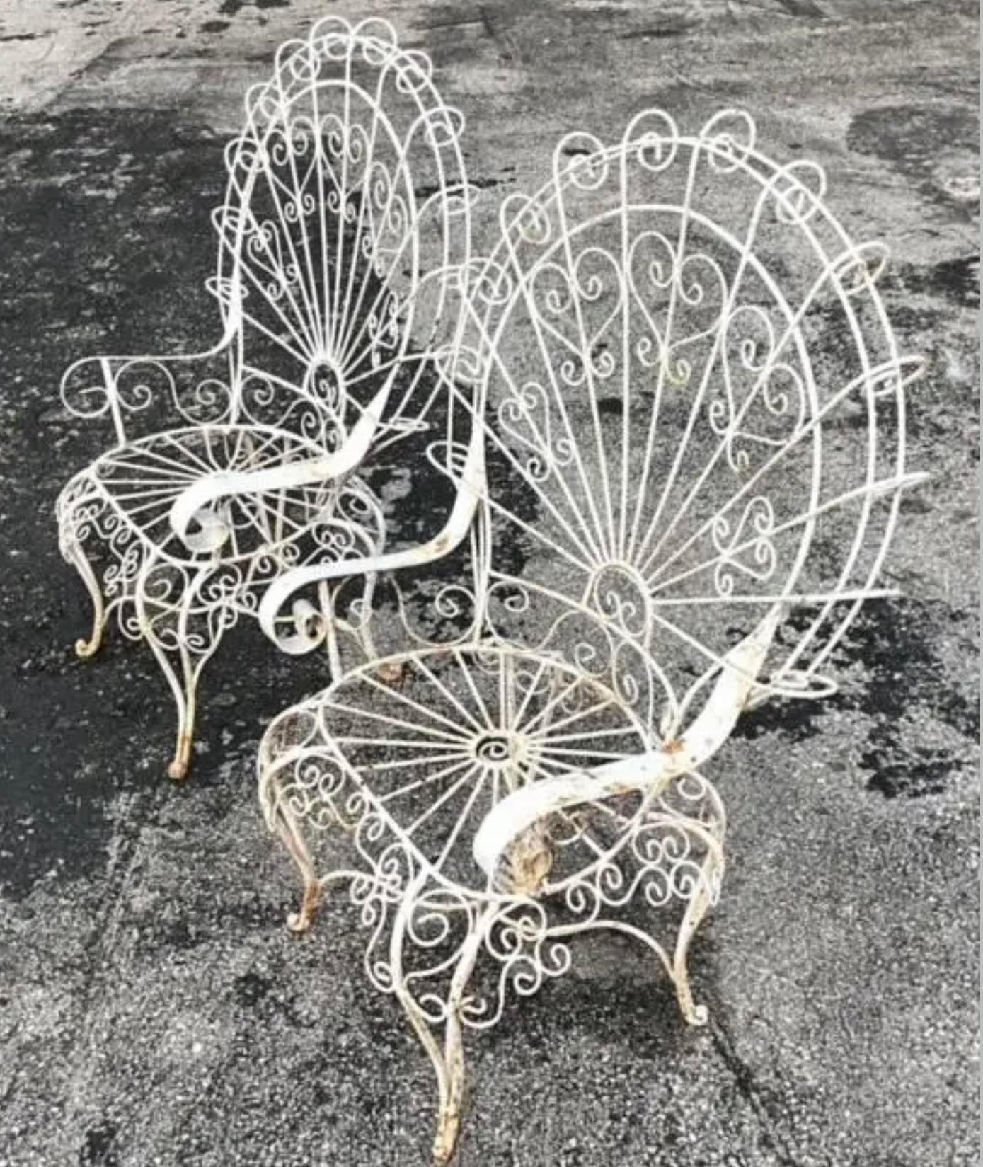 Vintage Boho schmiedeeiserne Pfauenstühle nach Salterini, Vintage, 2er-Set (Moderne der Mitte des Jahrhunderts) im Angebot