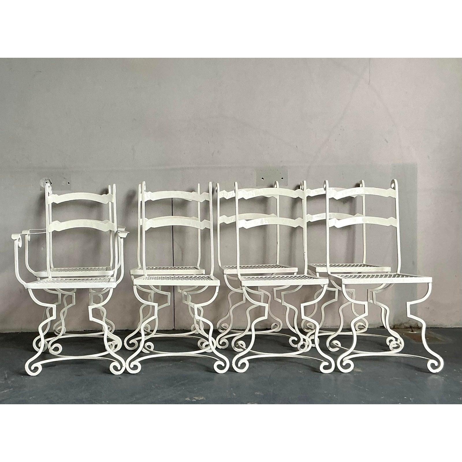 Sedie da pranzo a voluta in ferro battuto vintage - Set di 8 sedie in vendita 1