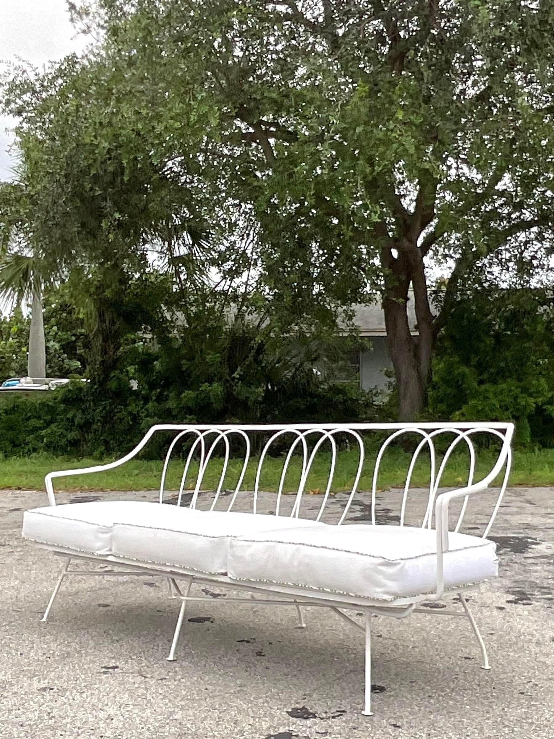 Vintage Boho Wrought Iron Sofa After Tempestini for Salterini In Good Condition In west palm beach, FL