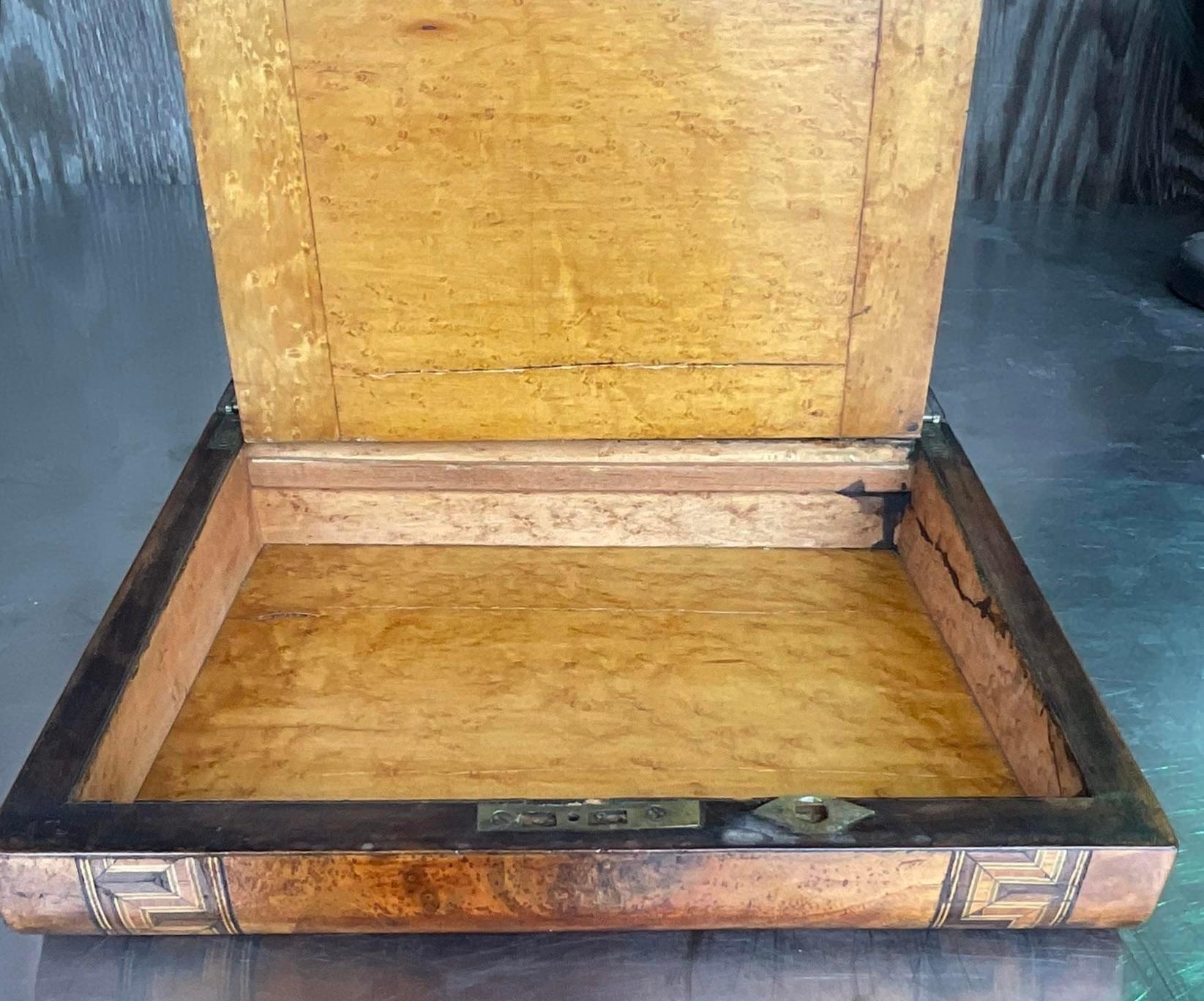 Vintage Boho Zig Zag Inlay Burl Wood Writing Desk Box In Good Condition For Sale In west palm beach, FL