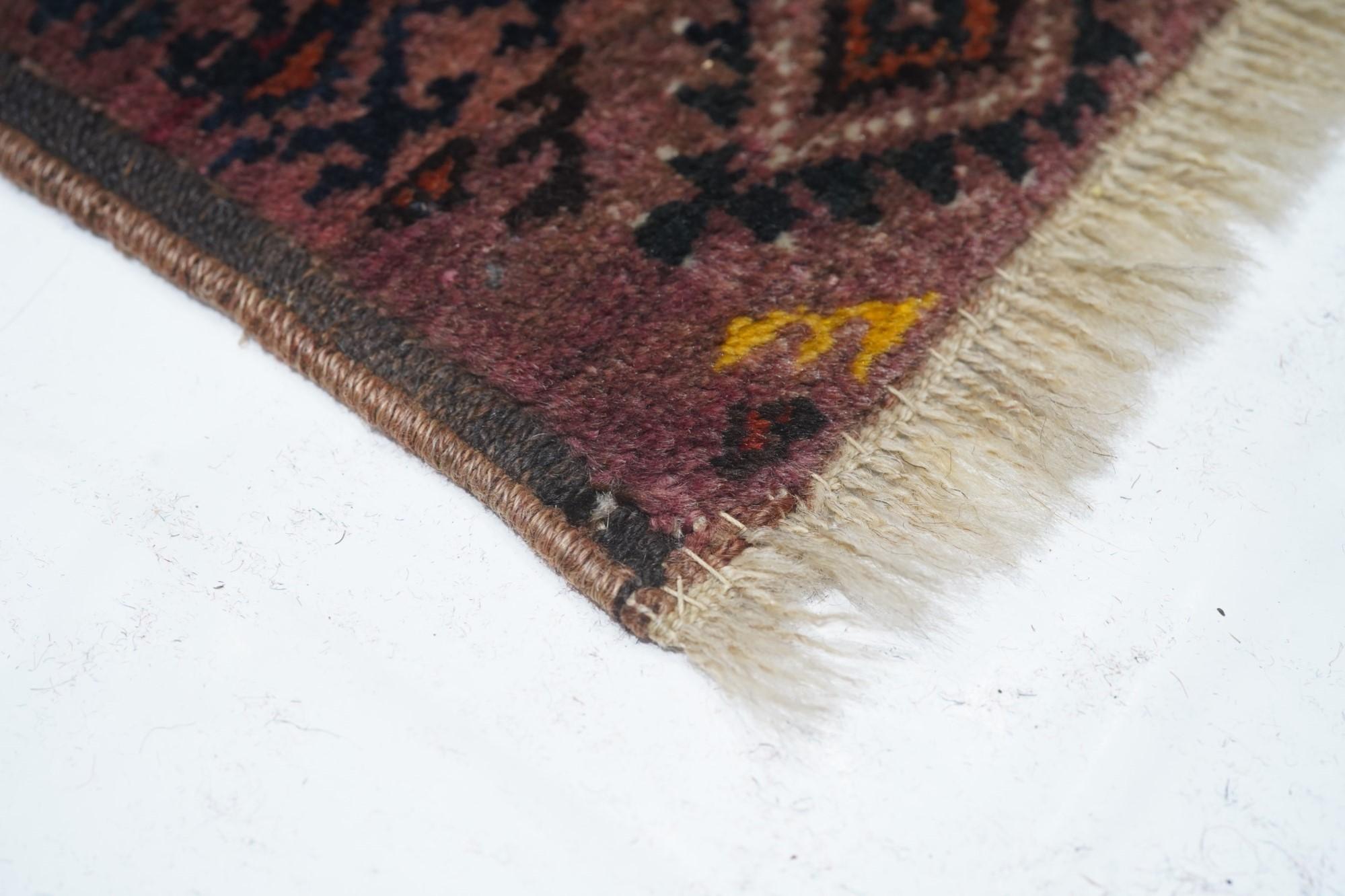 Vintage Bokhara Rug In Good Condition For Sale In New York, NY