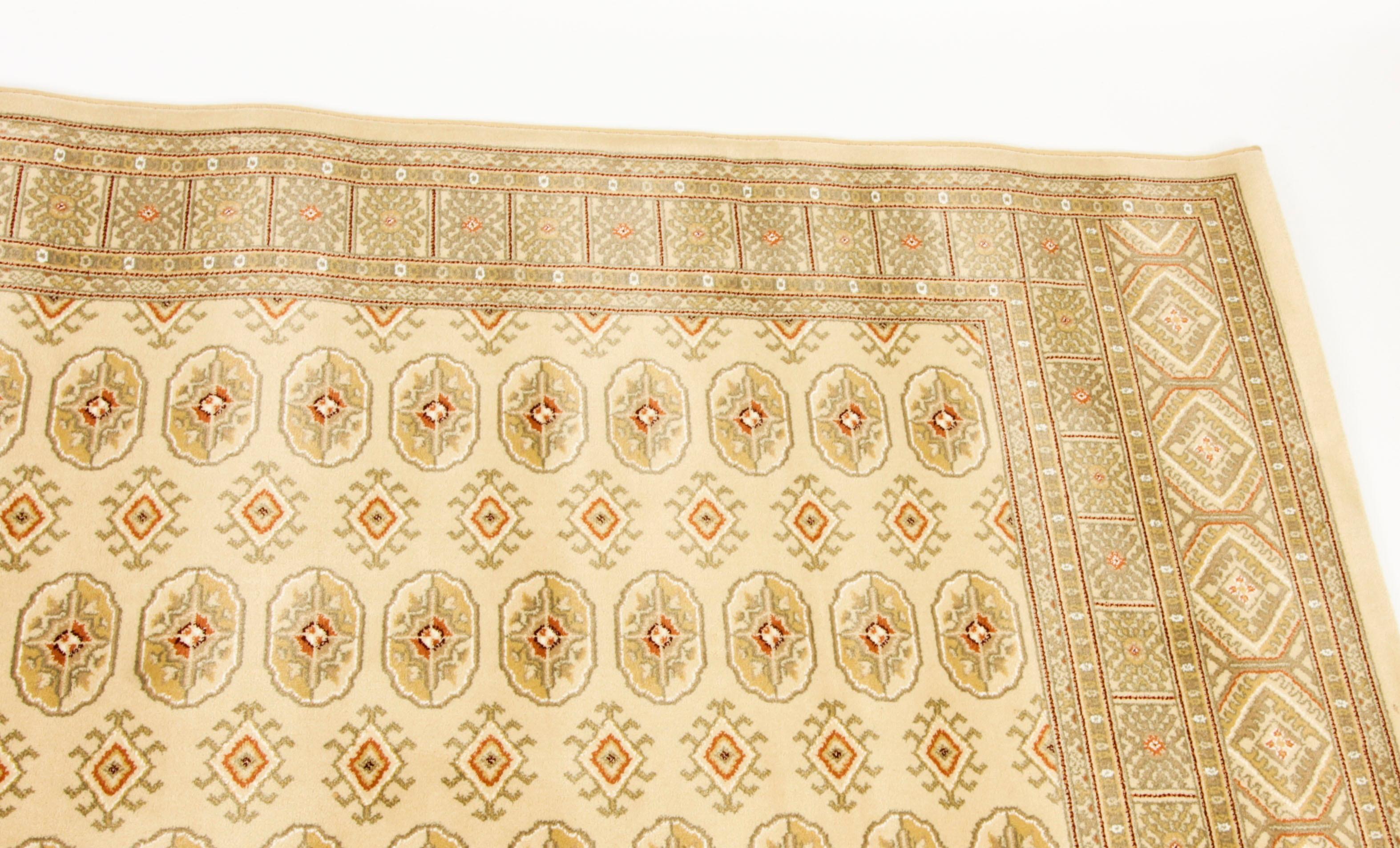 Vintage Bokhara Rug Carpet 120 x 80 inches 20th Century For Sale 2