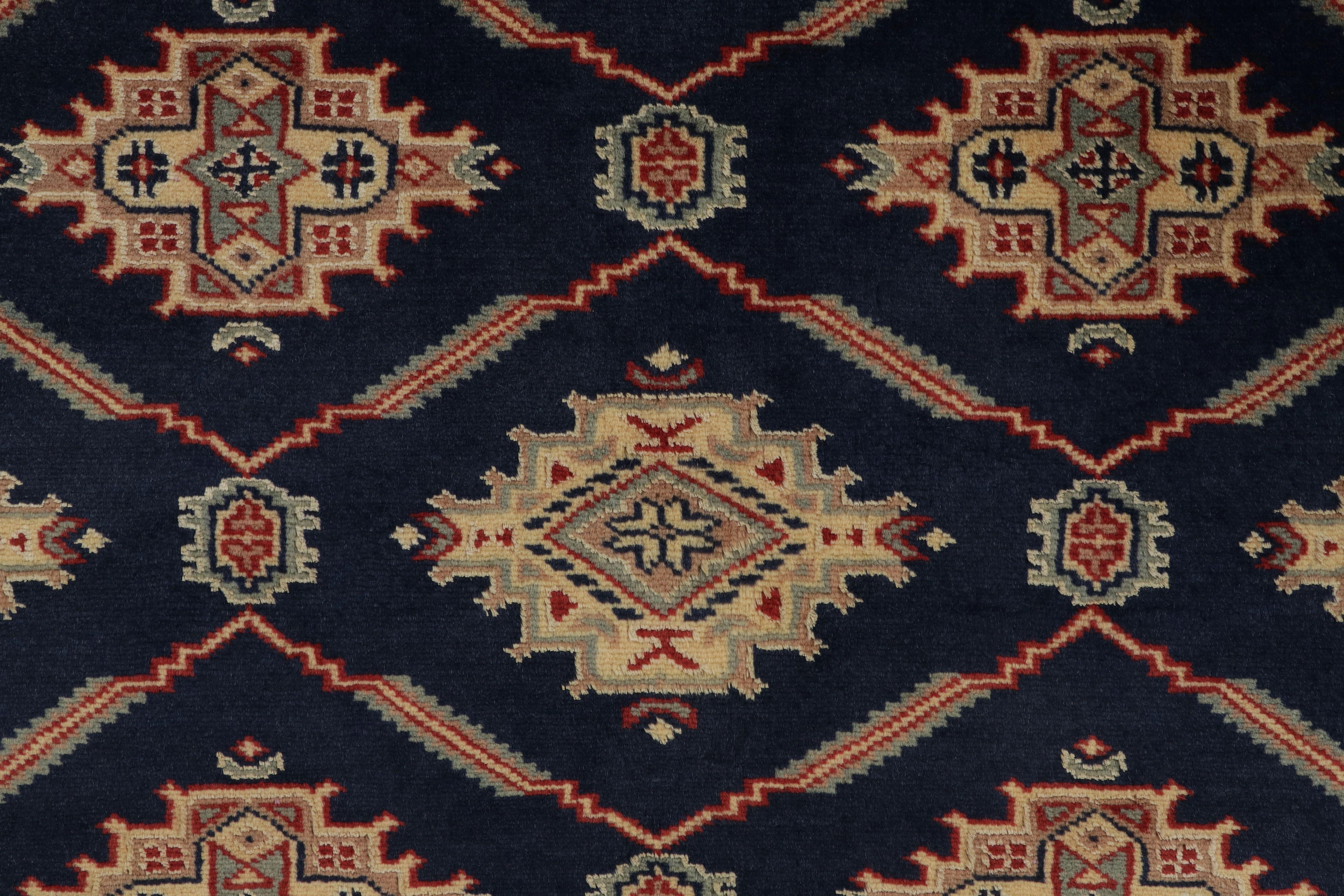 Tribale Tappeto vintage Bokhara blu navy con motivi geometrici beige - Rug & Kilim in vendita