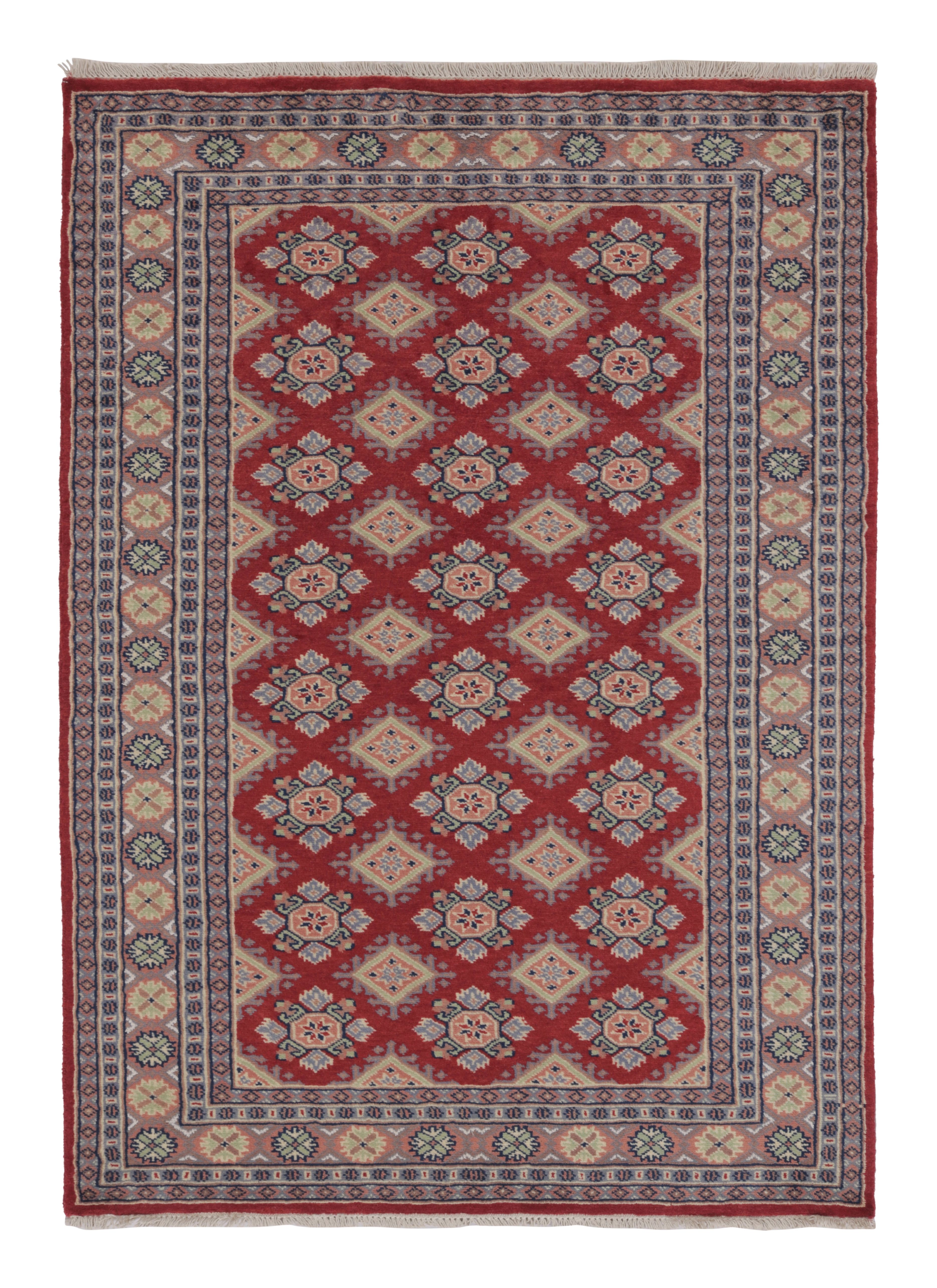 Vintage Bokhara Rug in Saturated Red with Geometric Patterns - Rug 
Kilim