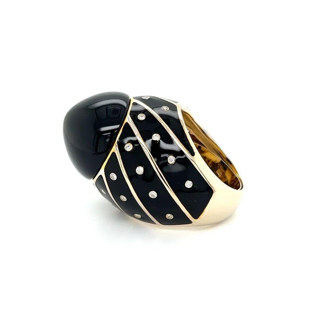 Vintage Onyx, Black Enamel and Diamond Gold Princess Statement Cocktail Ring In Excellent Condition For Sale In Montreal, QC