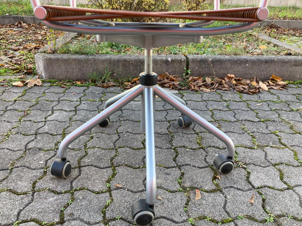 Chaise de bureau vintage Bonacina Miss B Classic à roulettes par Tito Agnoli en vente 1