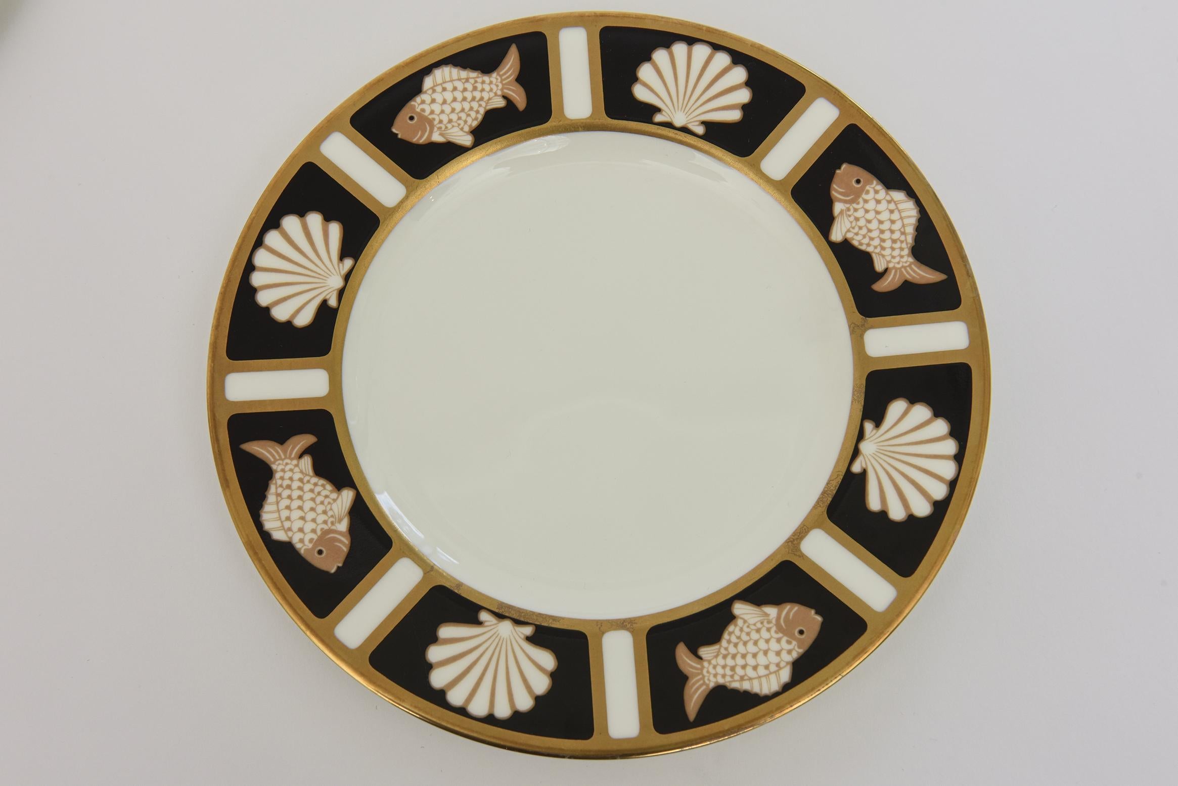 Japanese Vintage Bone China Narumi Fish And Shell Motif Serving Plates Set of Eight  For Sale