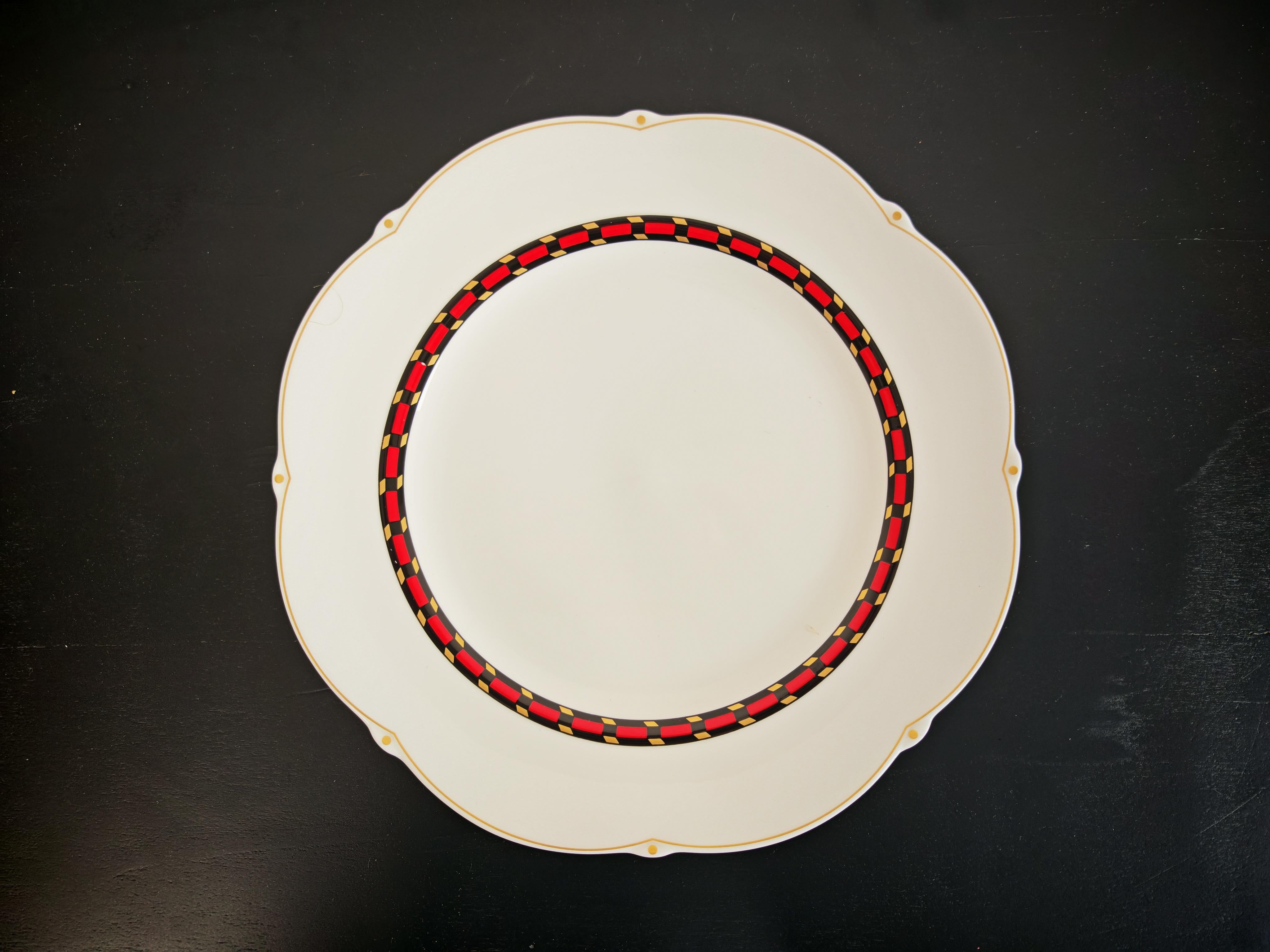 Hollywood Regency Vintage Bone China Tea Set by Paloma Picasso, by Heinrich for Villeroy & Boch For Sale