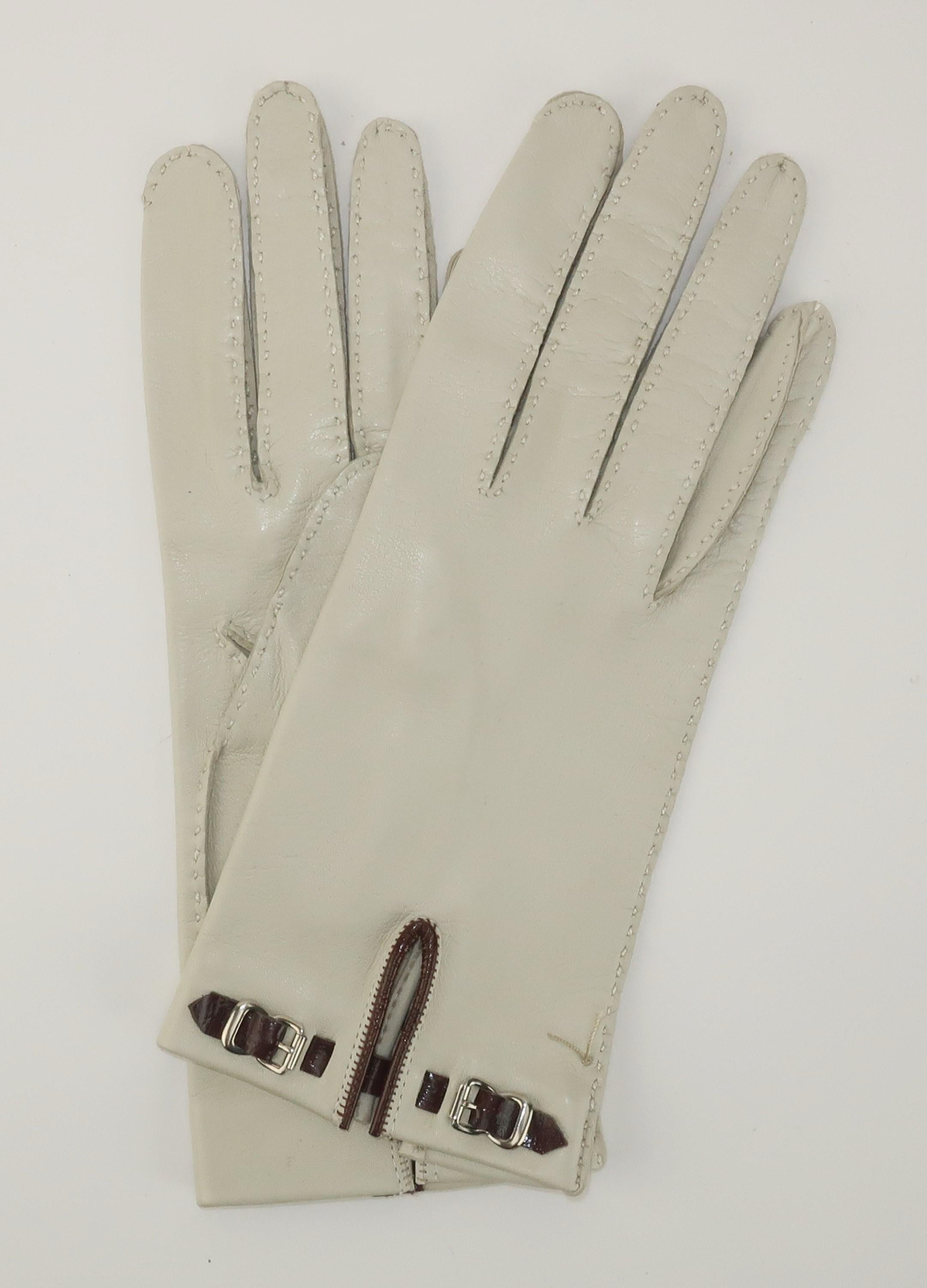 gloves with buckles