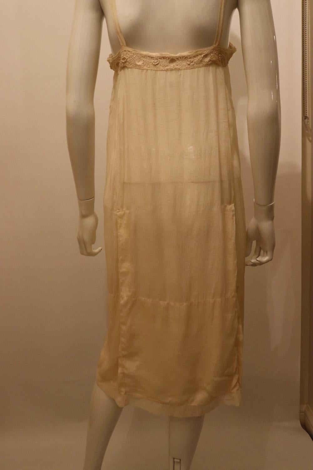 Cajero Bonwit Vintage  Vestido de seda en venta 2