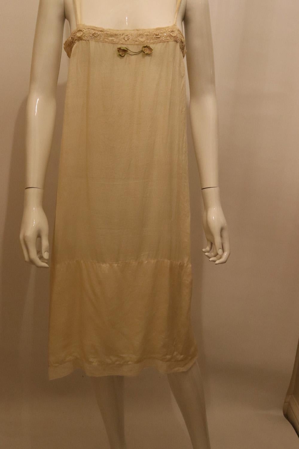 Cajero Bonwit Vintage  Vestido de seda en venta 3