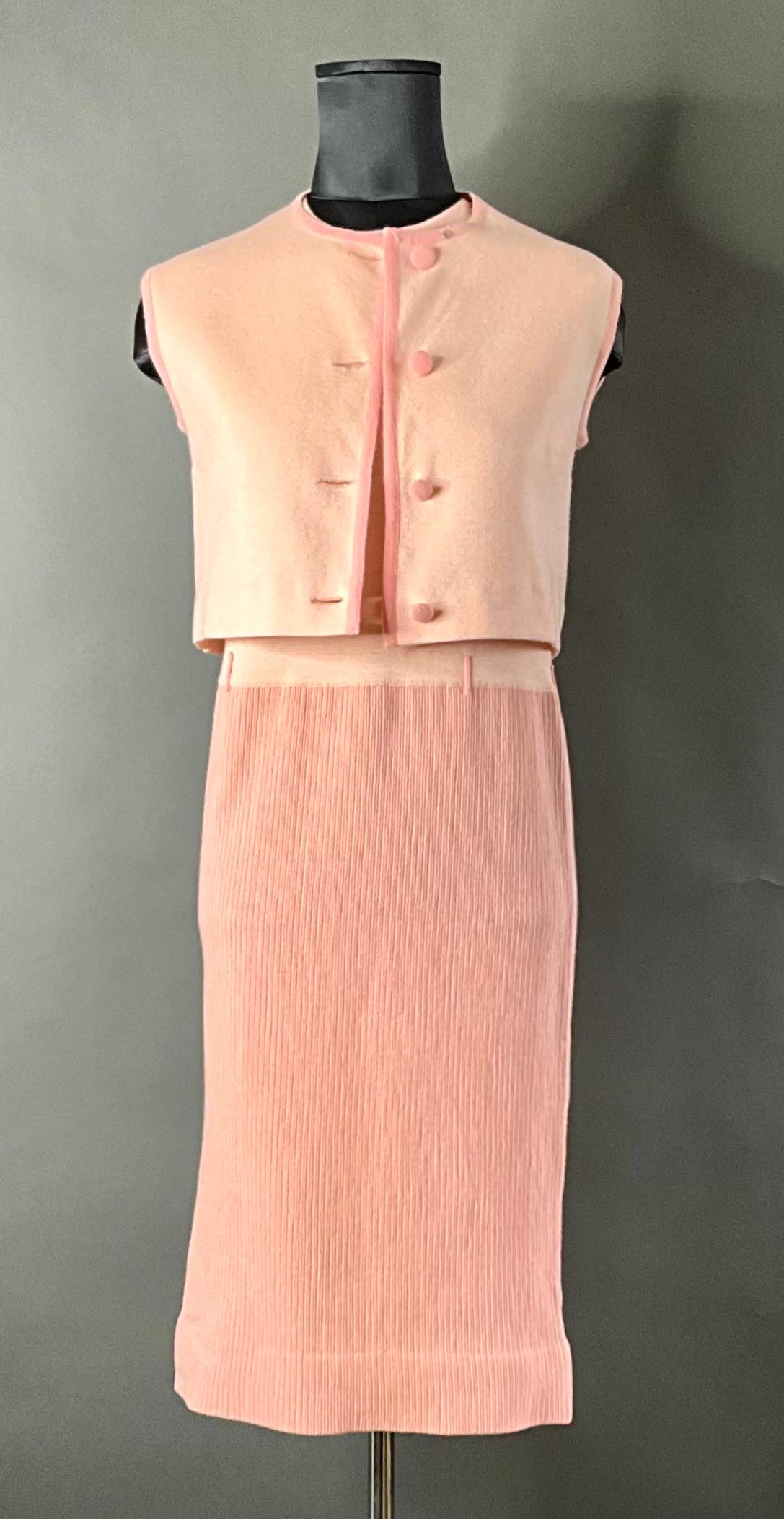 Vestido vintage de lana Bonwit Teller con chaleco en Bueno estado para la venta en Lake Worth Beach, FL