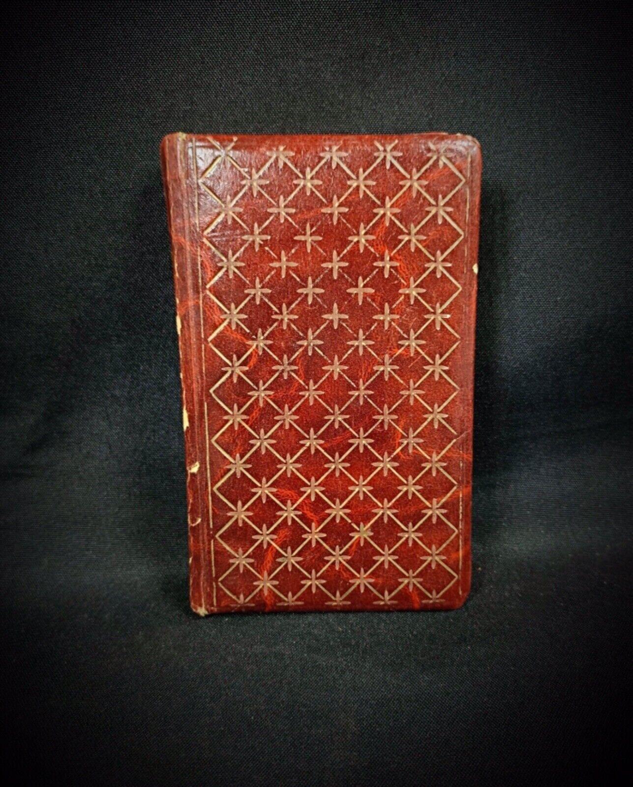 20th Century Vintage Book Sunday and Feast Day Missal - Editions Brépols  - 2Y188 For Sale