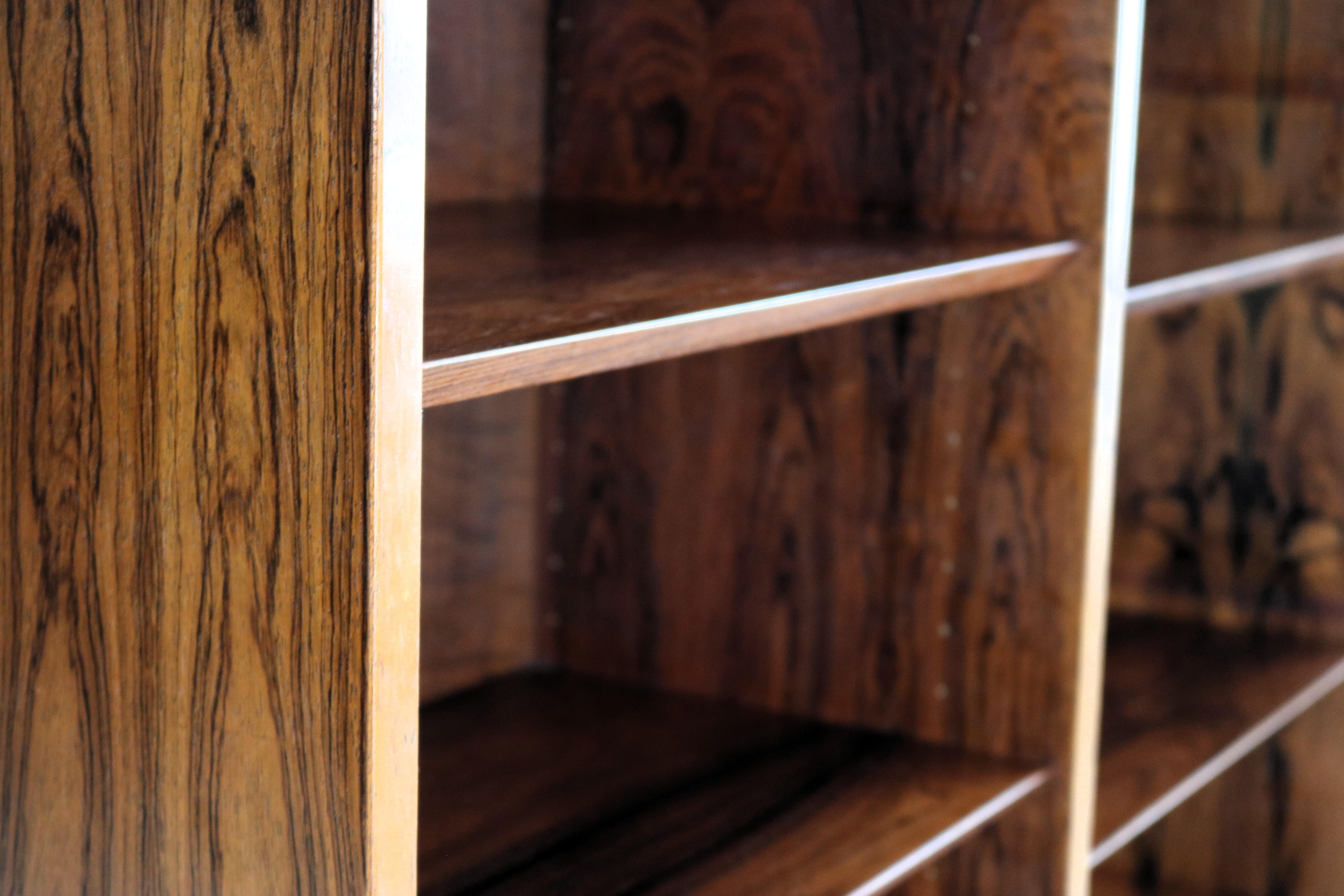 bibliothèque vintage  cabinet  1960s  Hundevad en vente 1