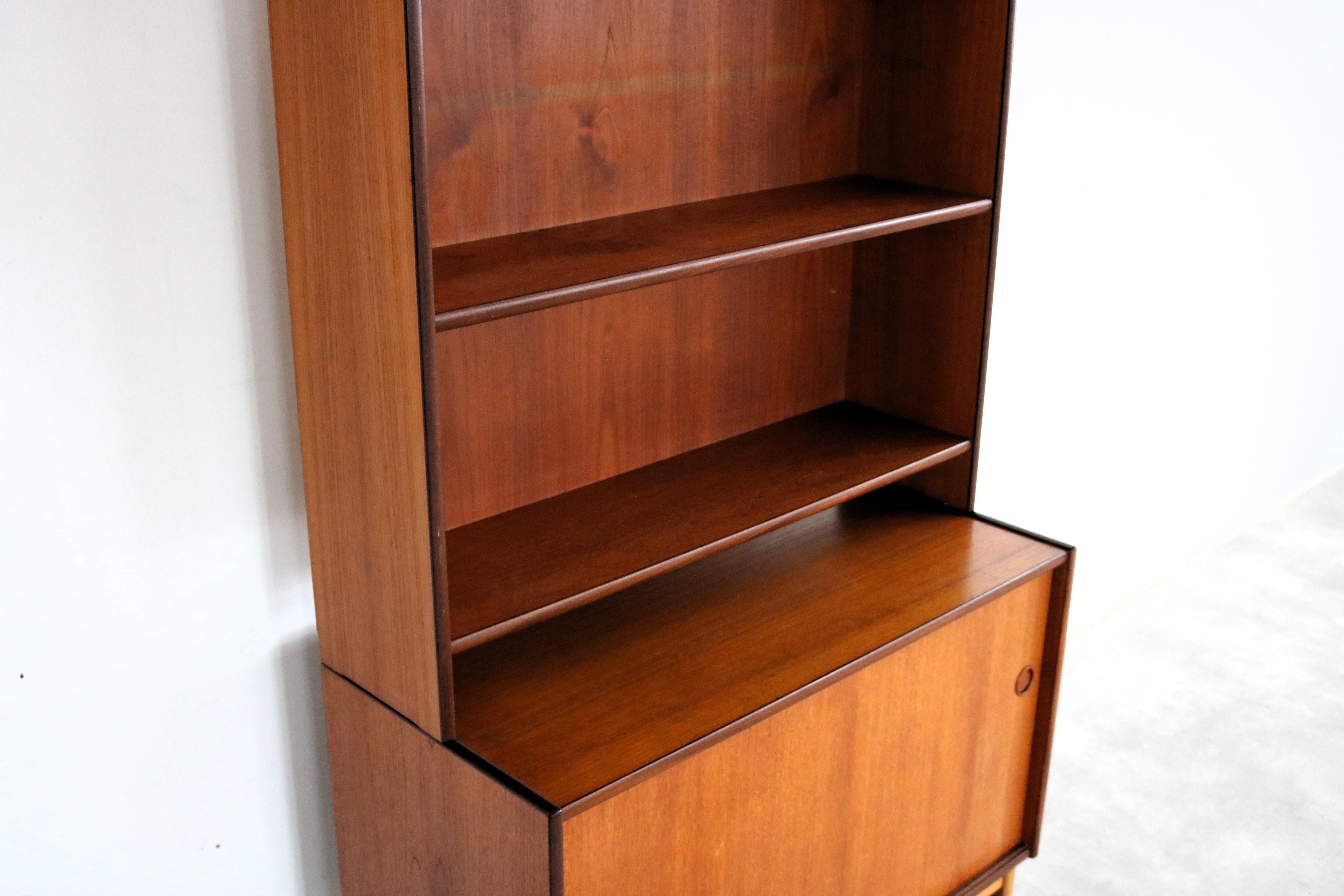 vintage bookcase | cupboard | teak | 60s | Sweden For Sale 2