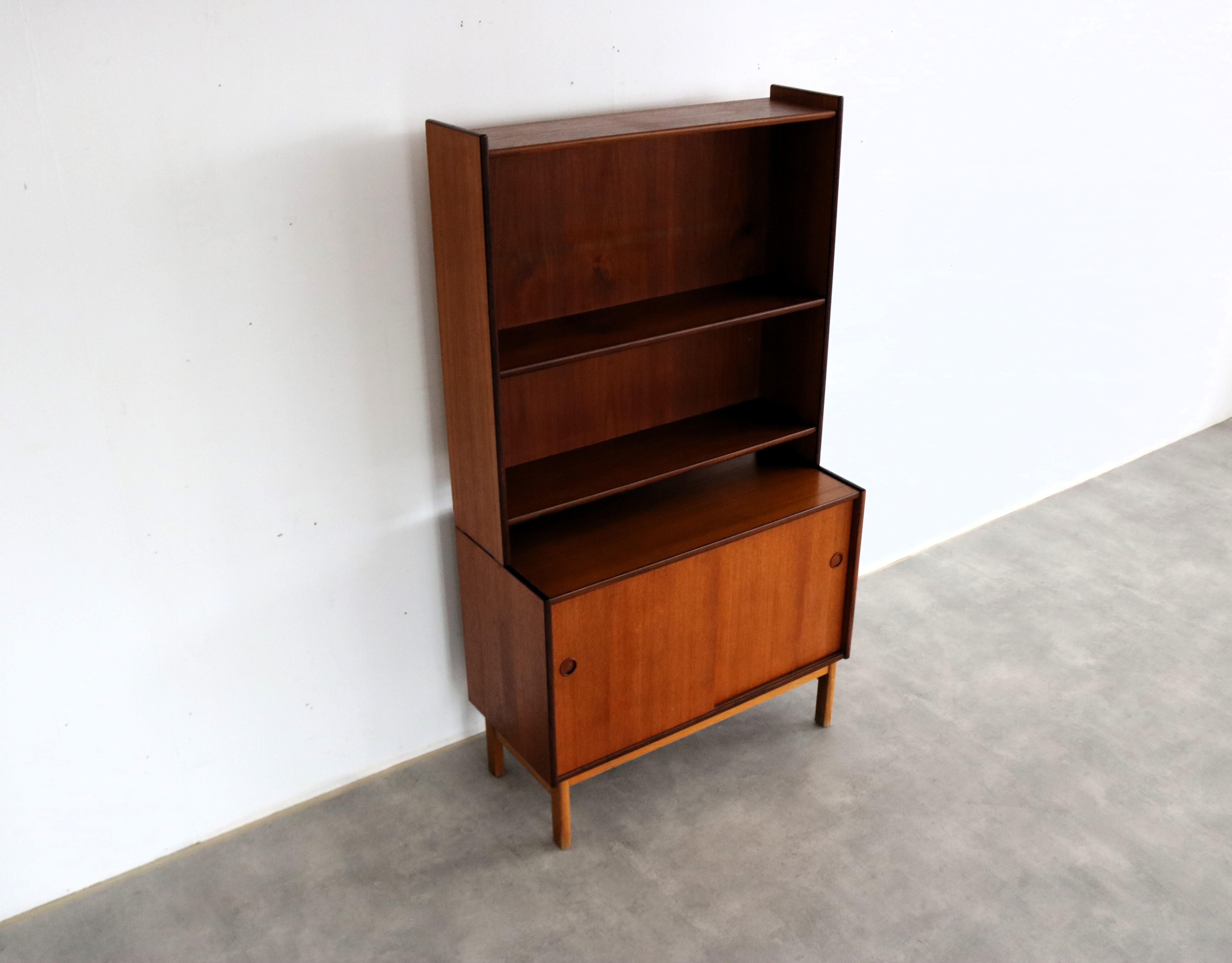 vintage bookcase | cupboard | teak | 60s | Sweden For Sale 3