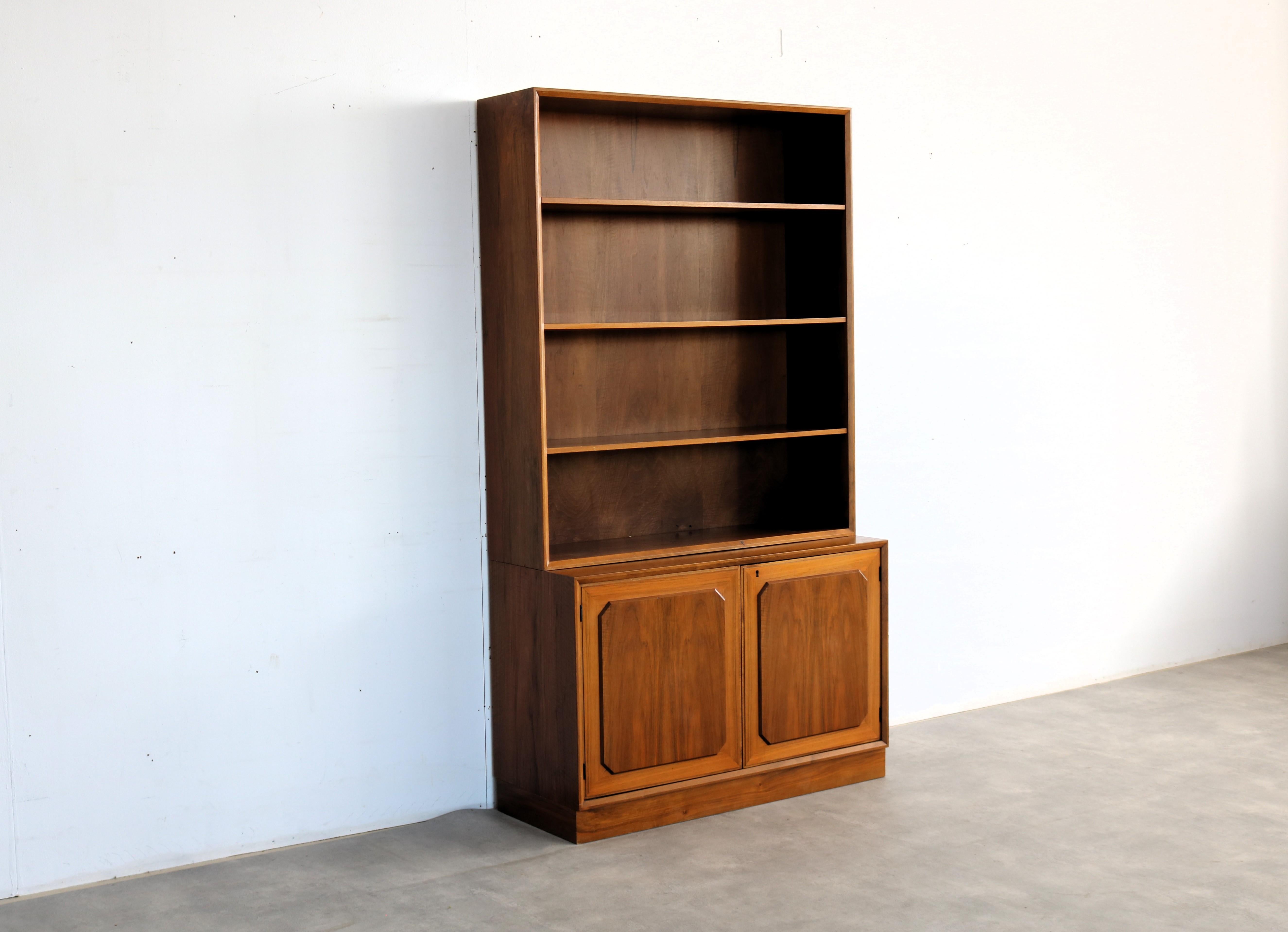 libreria vintage  armadio a muro  1960s  Svezia in vendita 6