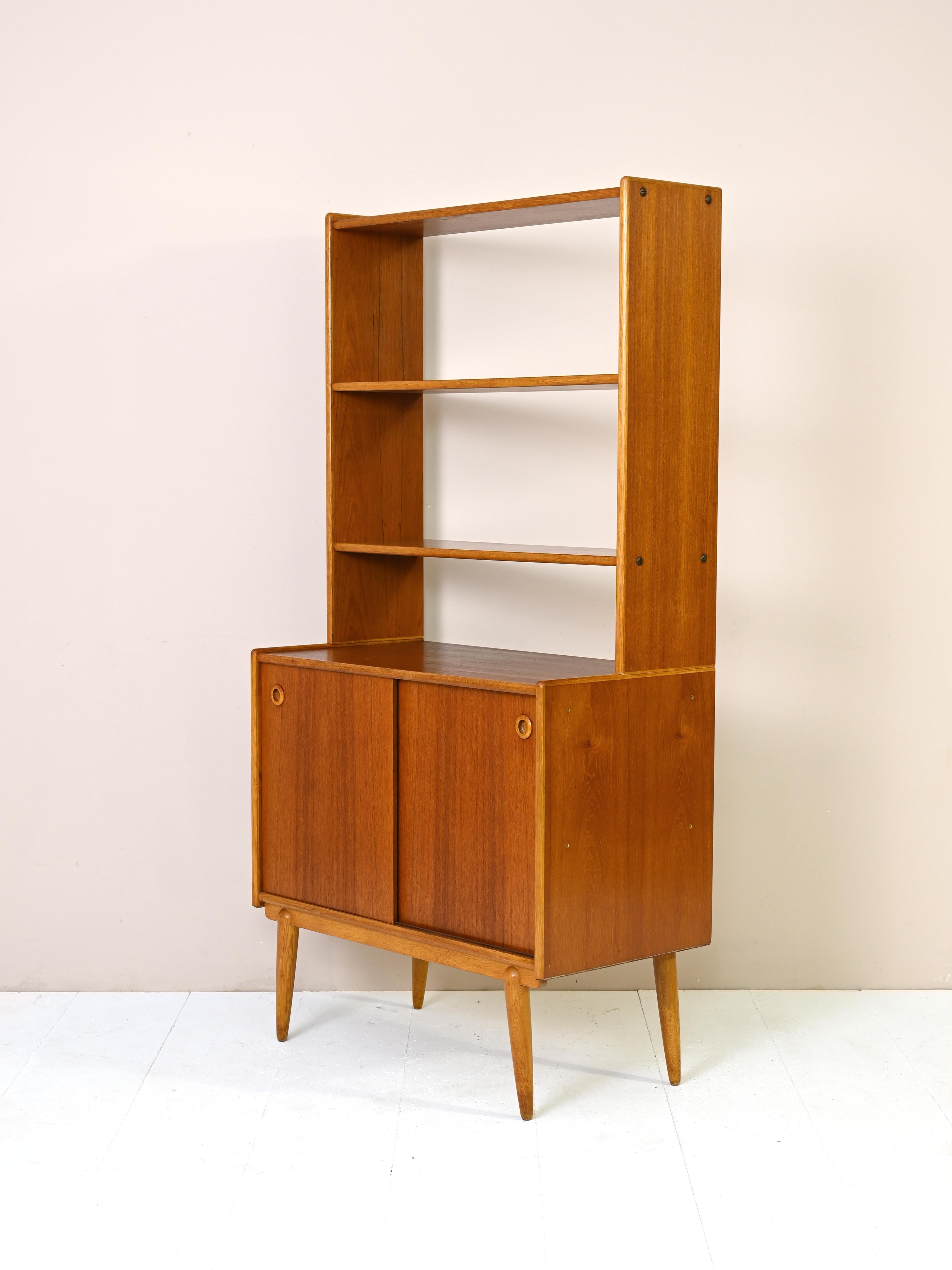Vintage Bookcase with Small Sideboard In Good Condition In Brescia, IT