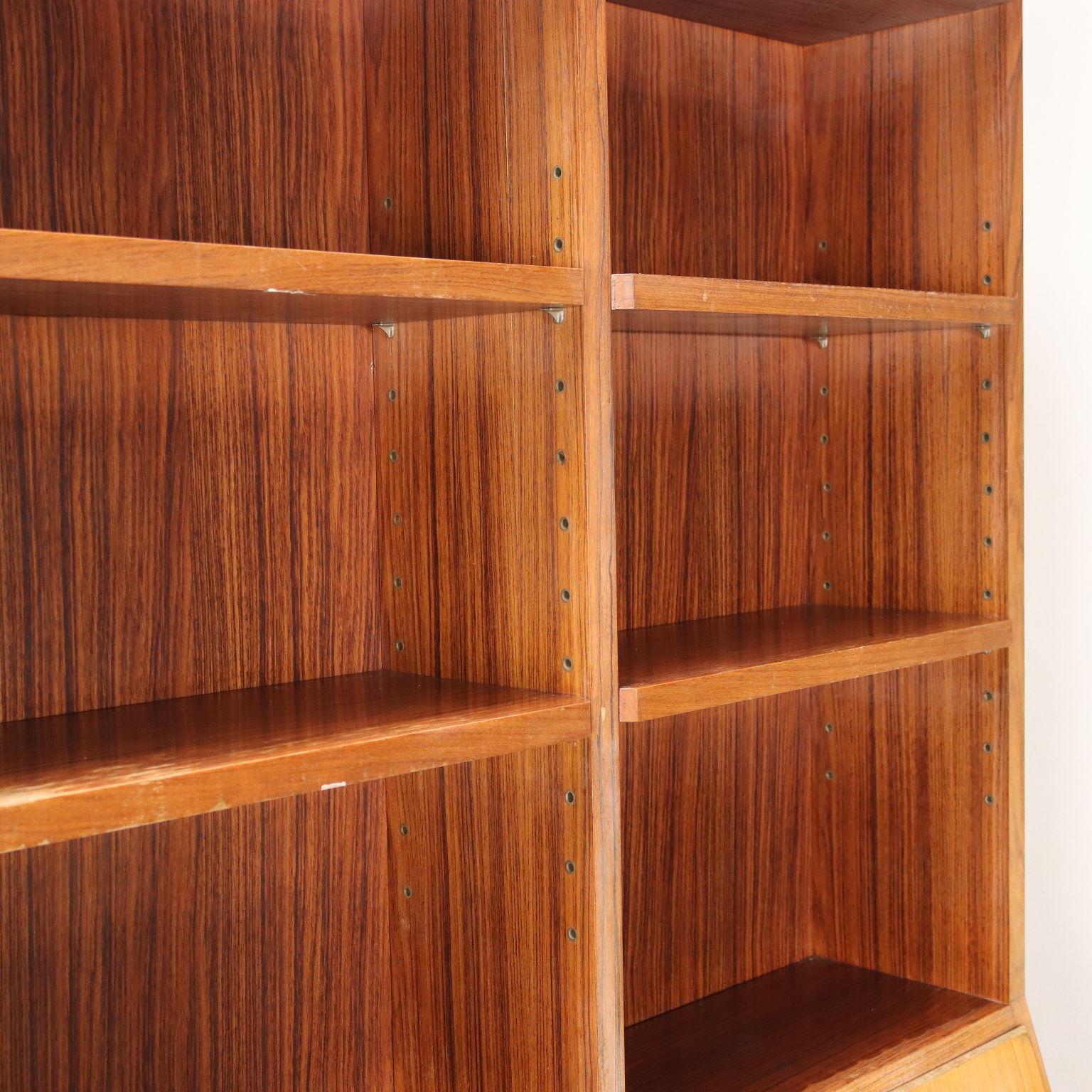 Vintage Bookshelf Exotic Wood, Italy, 1960s In Fair Condition For Sale In Milano, IT