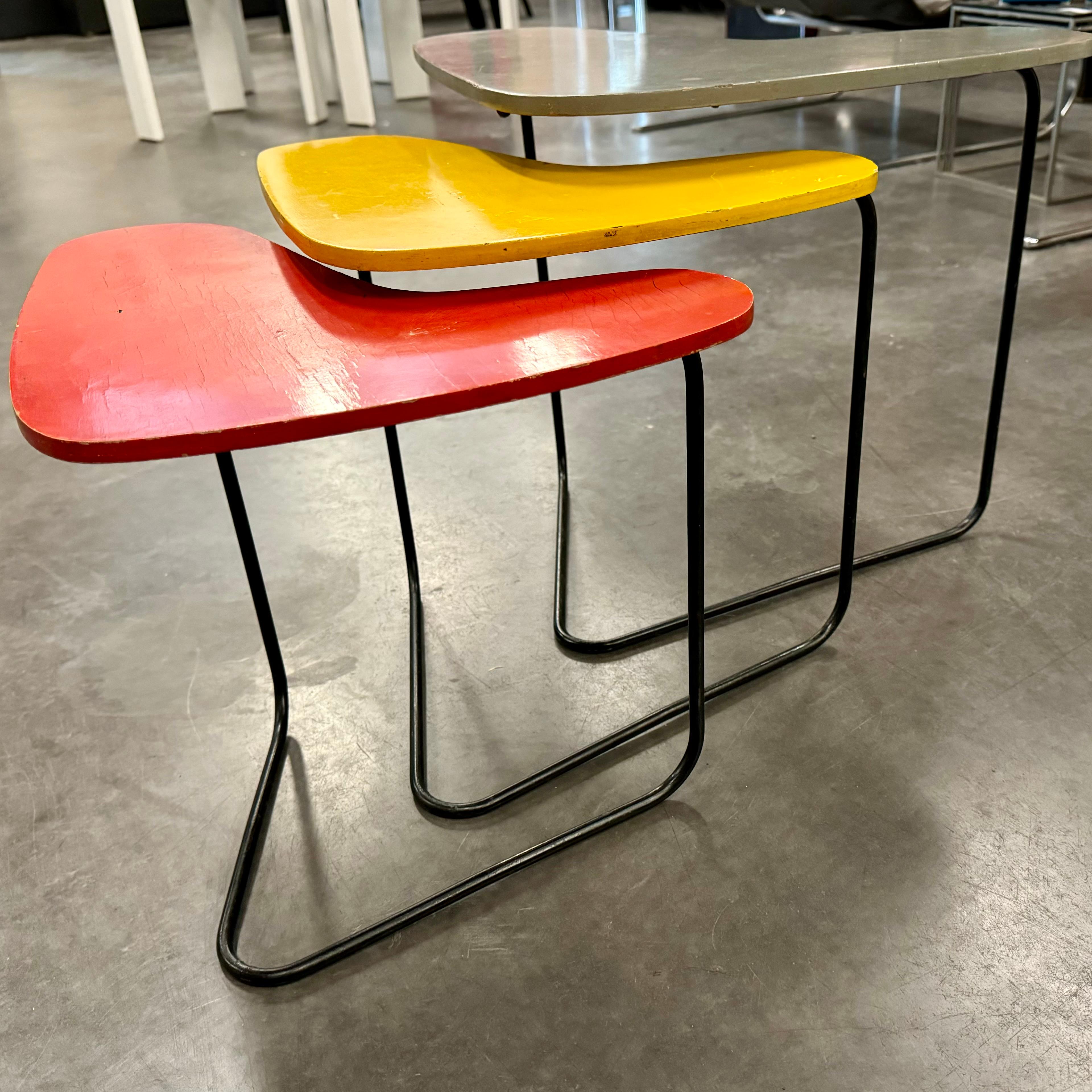 Lacquered Vintage Boomerang Coffee Tables by Willy Van Der Meeren For Sale