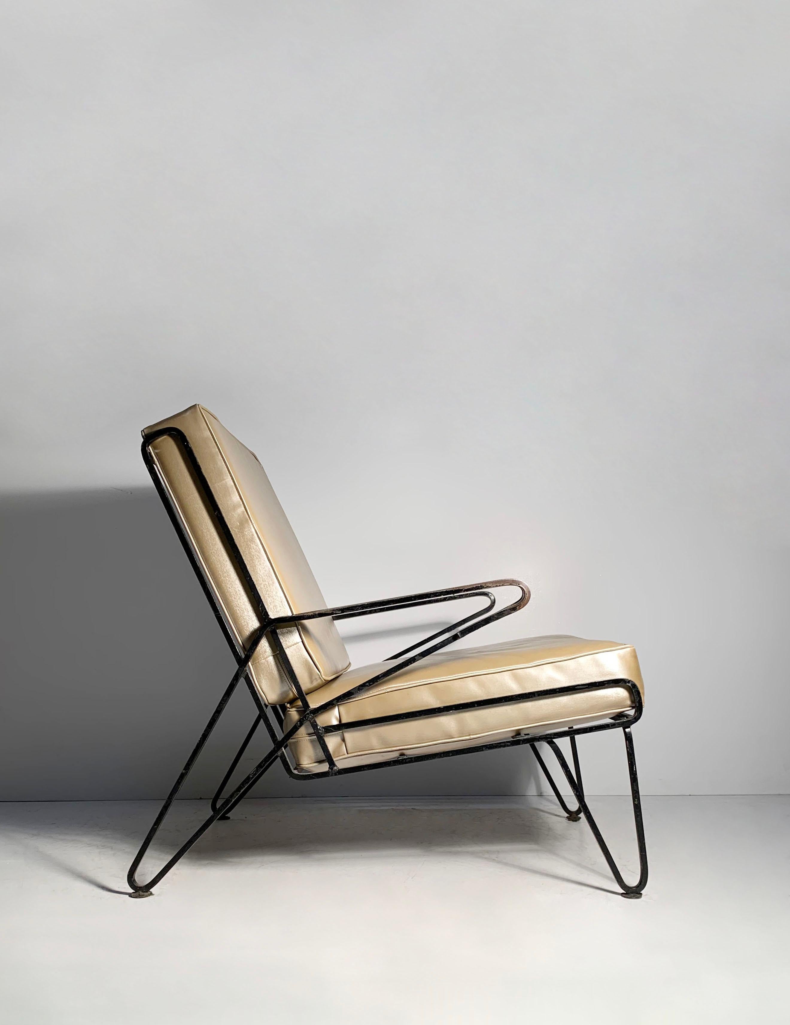 Chaise Boomerang en fer forgé attribuée à Maurizio Tempestini

