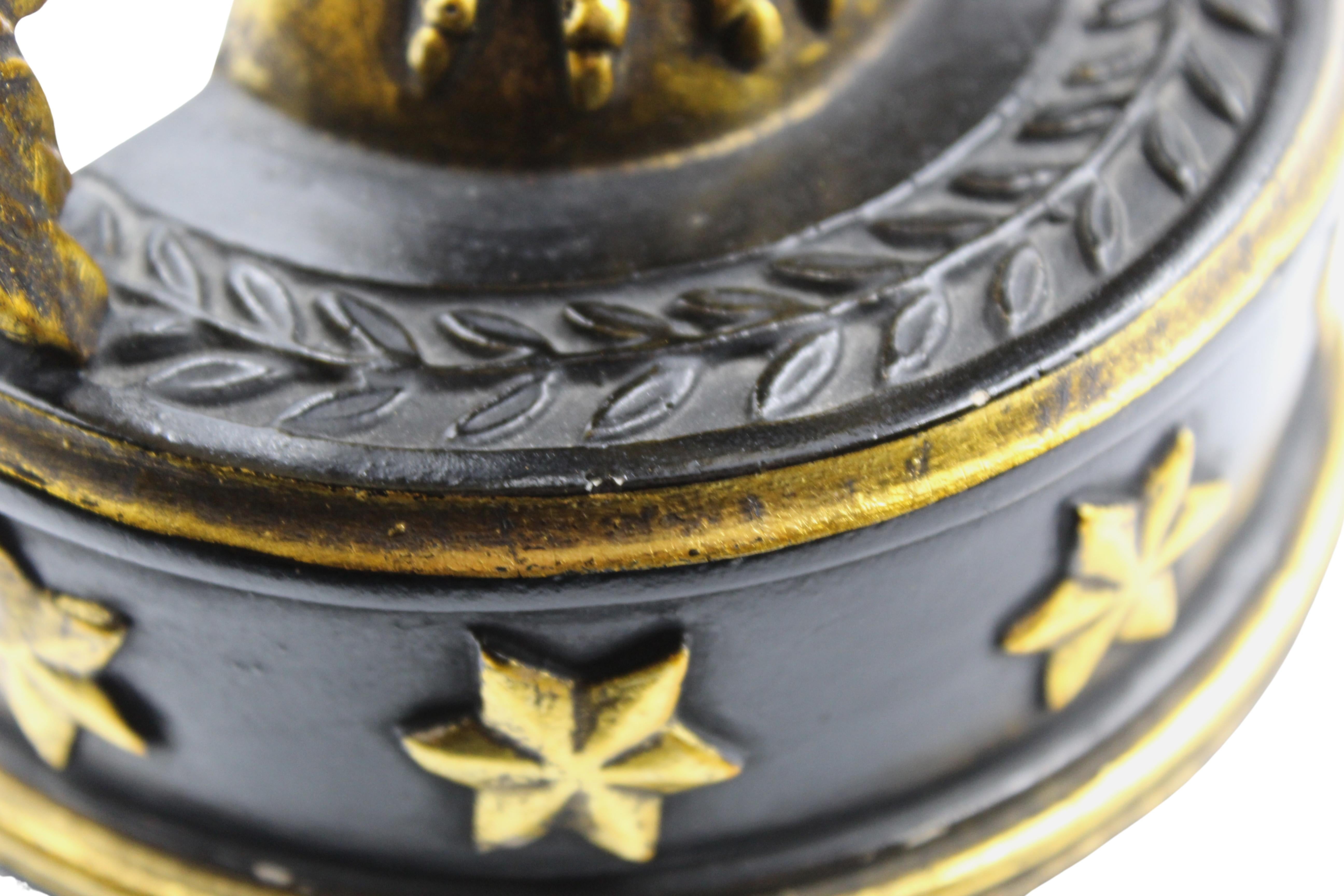 Calco Reggilibri Aquila Borghese d'epoca con base nera in vendita