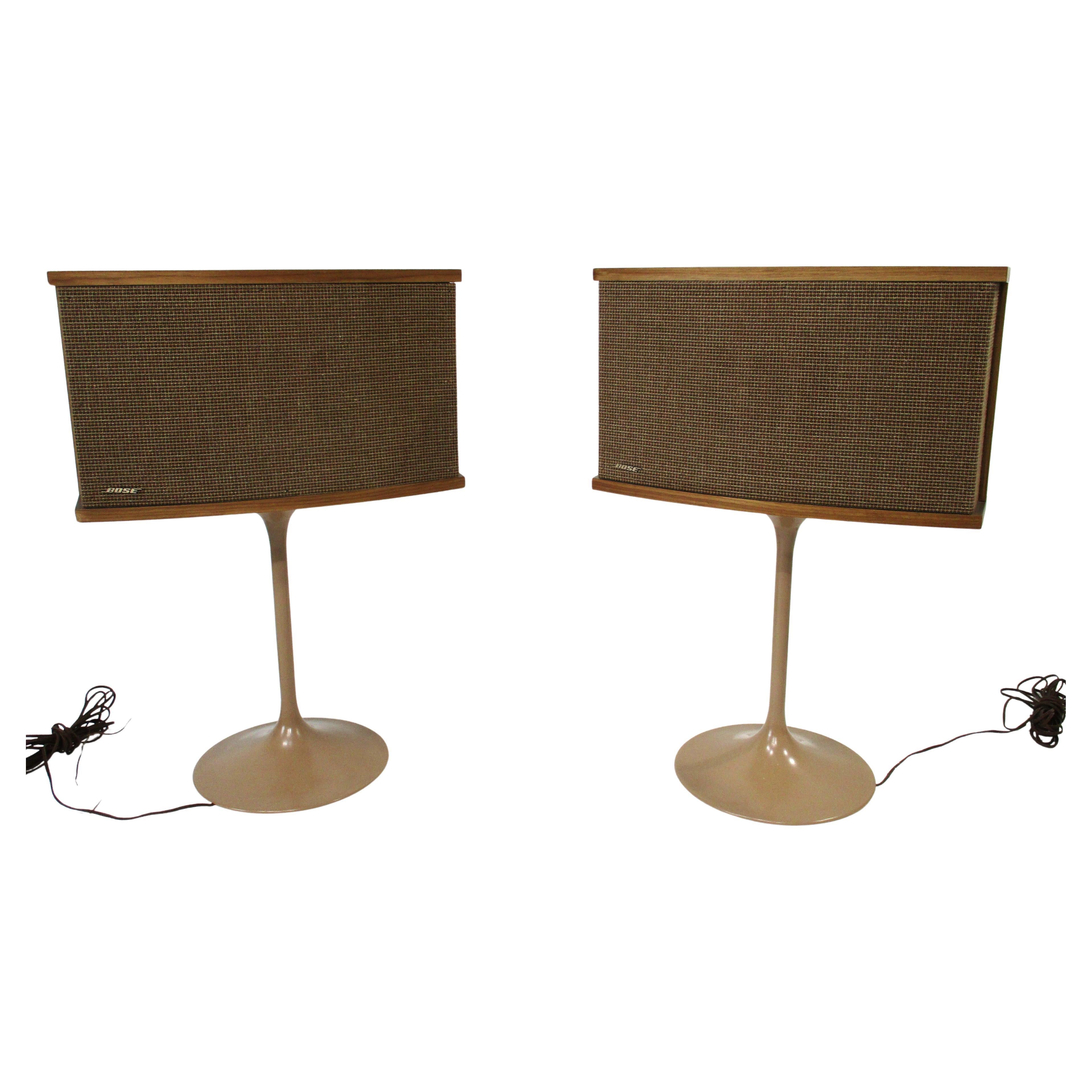 Vintage Bose 901 Series VI Tulip Based Speakers dans le style de Saarinen en vente 7