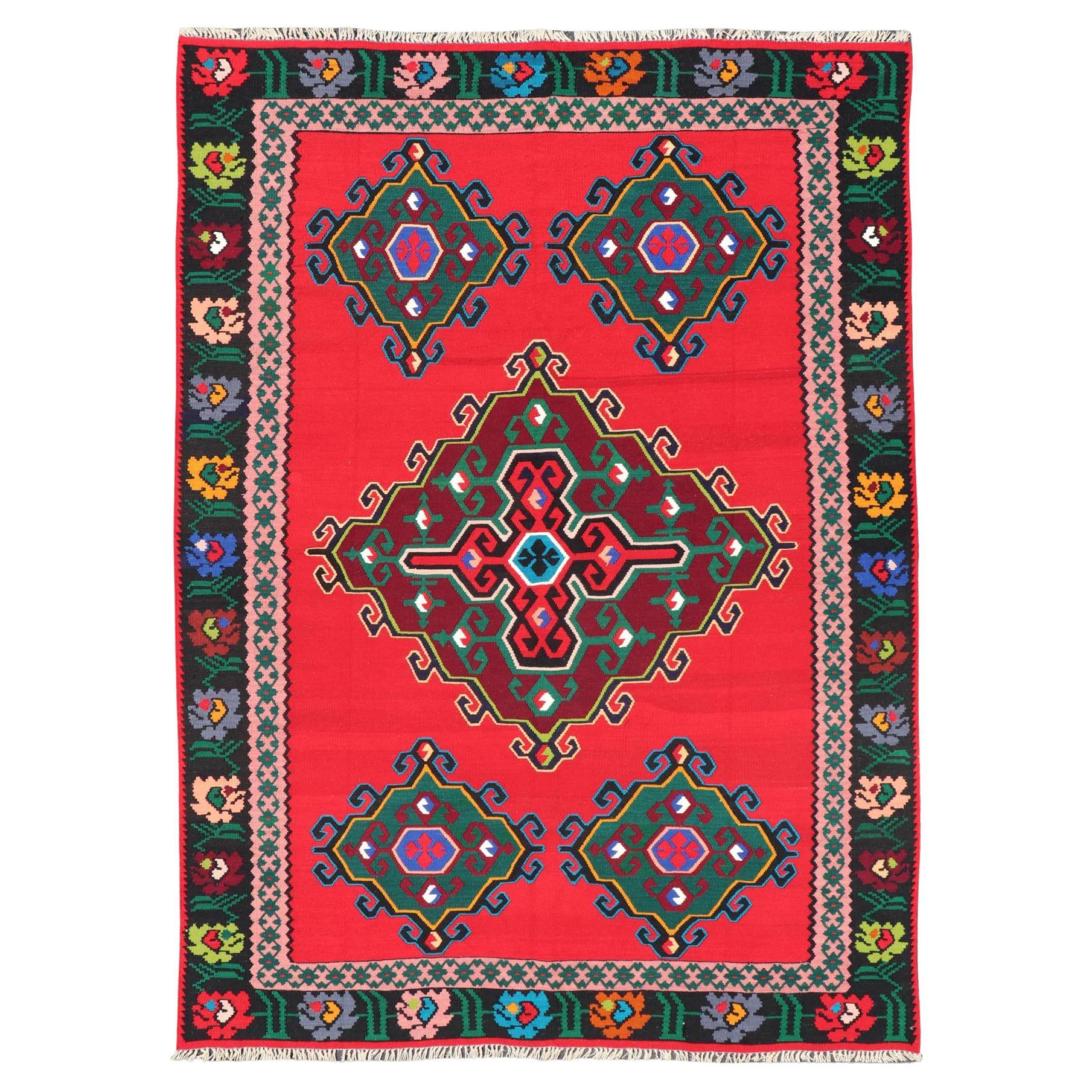 Alfombra Vintage Bosnia Kilim con Campo Rojo Vibrante, Verde Profundo y Azul 6'8 x 9'11 en venta