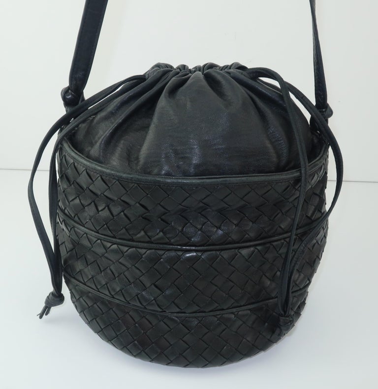 Vintage Bottega Veneta Black Intrecciato Bucket Handbag at 1stDibs ...