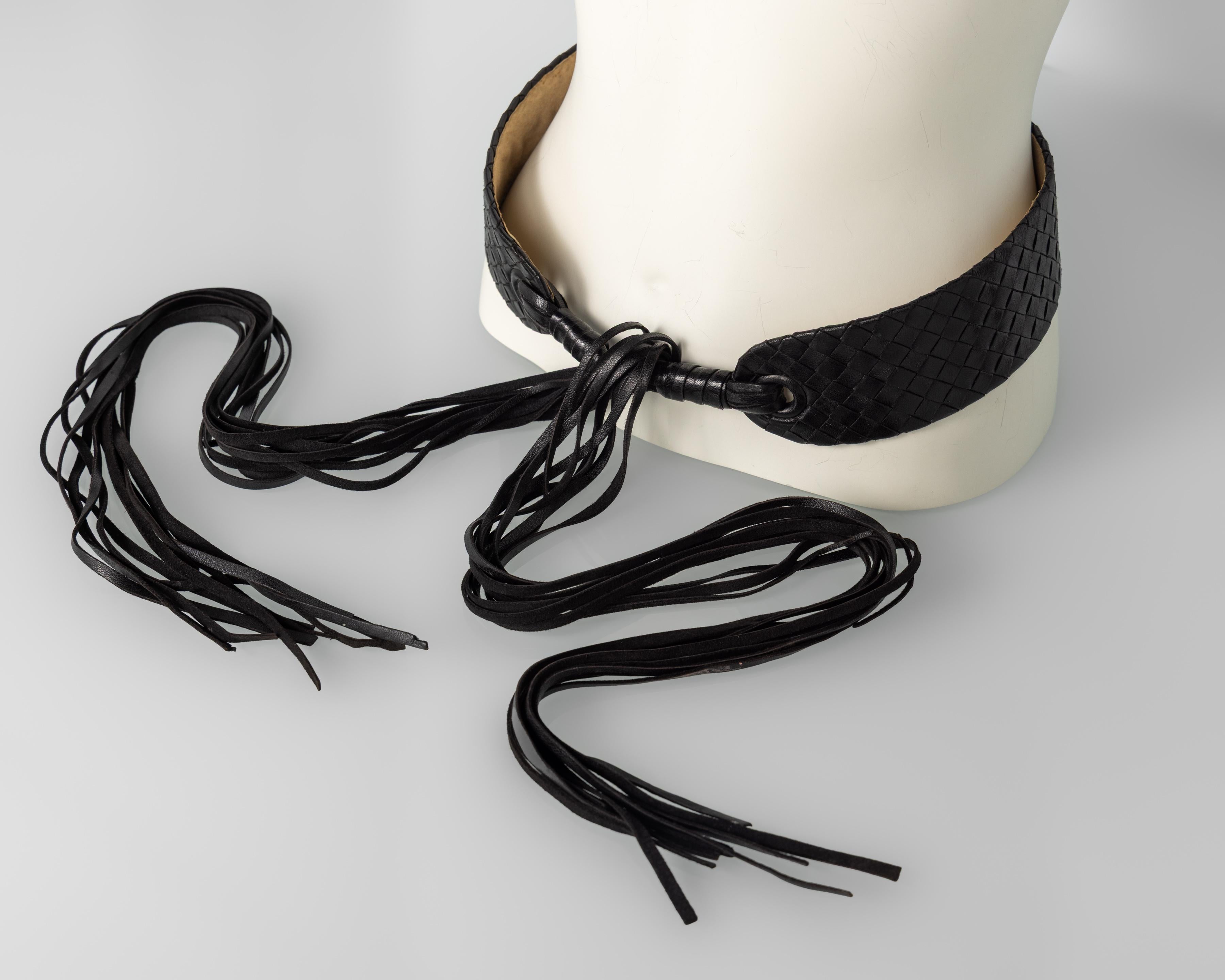 Vintage Bottega Veneta Schwarzer Intrecciato Leder Fransengürtel im Angebot 2