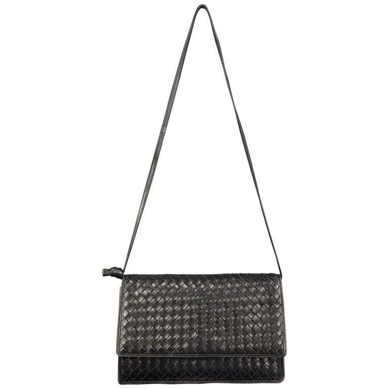 Bottega Veneta Black Leather Shoulder Strap Intrecciato Knot Hobo Bag —  Labels Resale Boutique