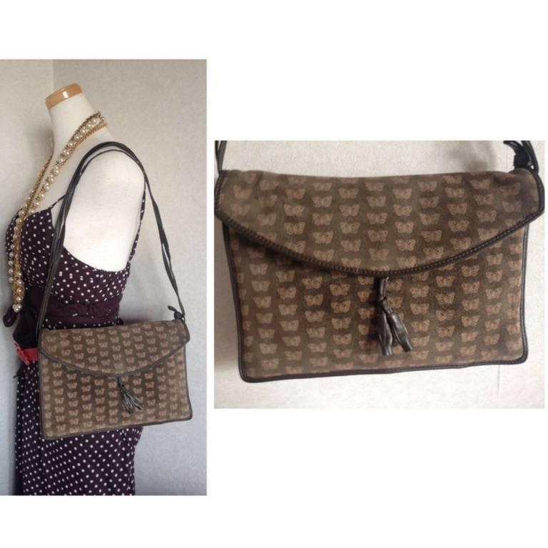 Women's Vintage Bottega Veneta brown suede leather square shoulder bag with butterfly. For Sale