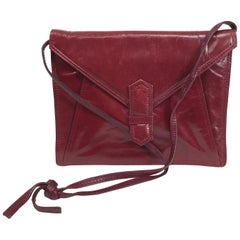 Vintage Bottega Veneta Burgundy Glazed Leather Envelope Shoulder Clutch Bag 1970