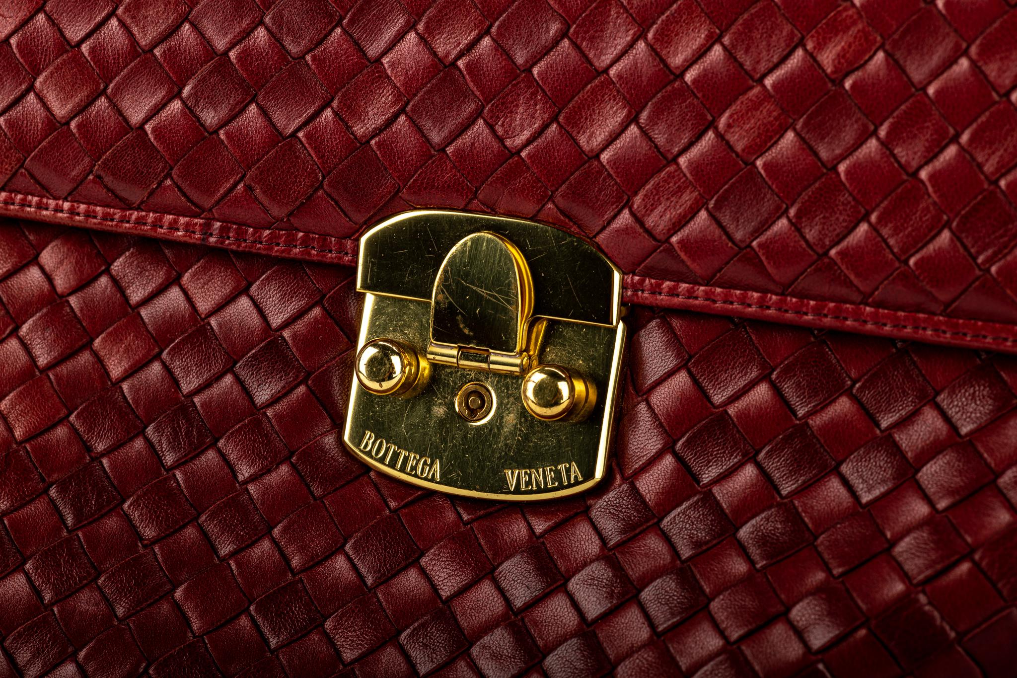 Brown Vintage Bottega Veneta Burgundy Leather Intrecciato Briefcase