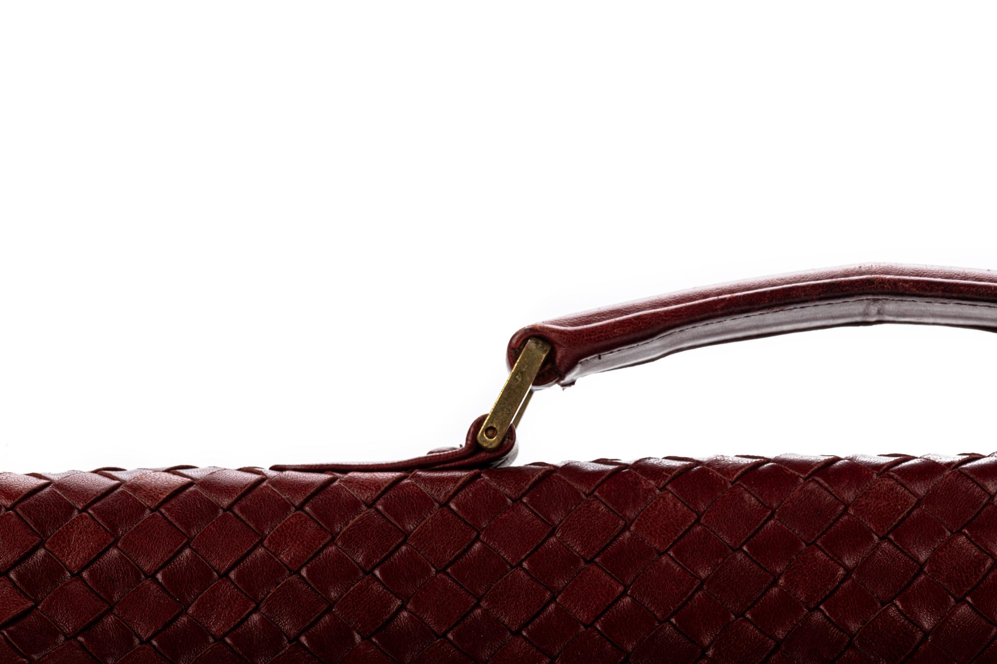 Women's or Men's Vintage Bottega Veneta Burgundy Leather Intrecciato Briefcase