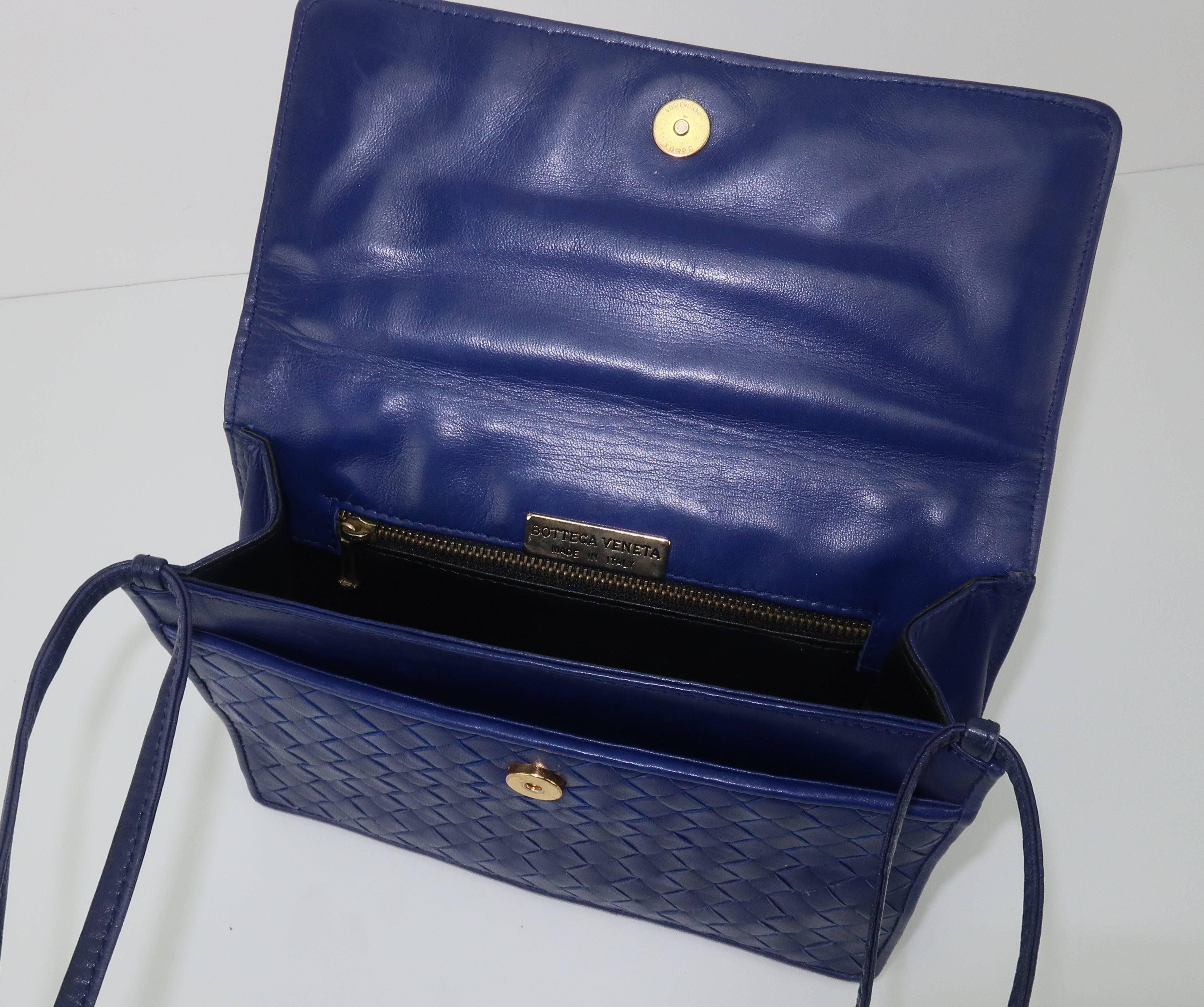 Bottega Veneta Vintage Royal Blue Intrecciato Leather Shoulder Handbag 10