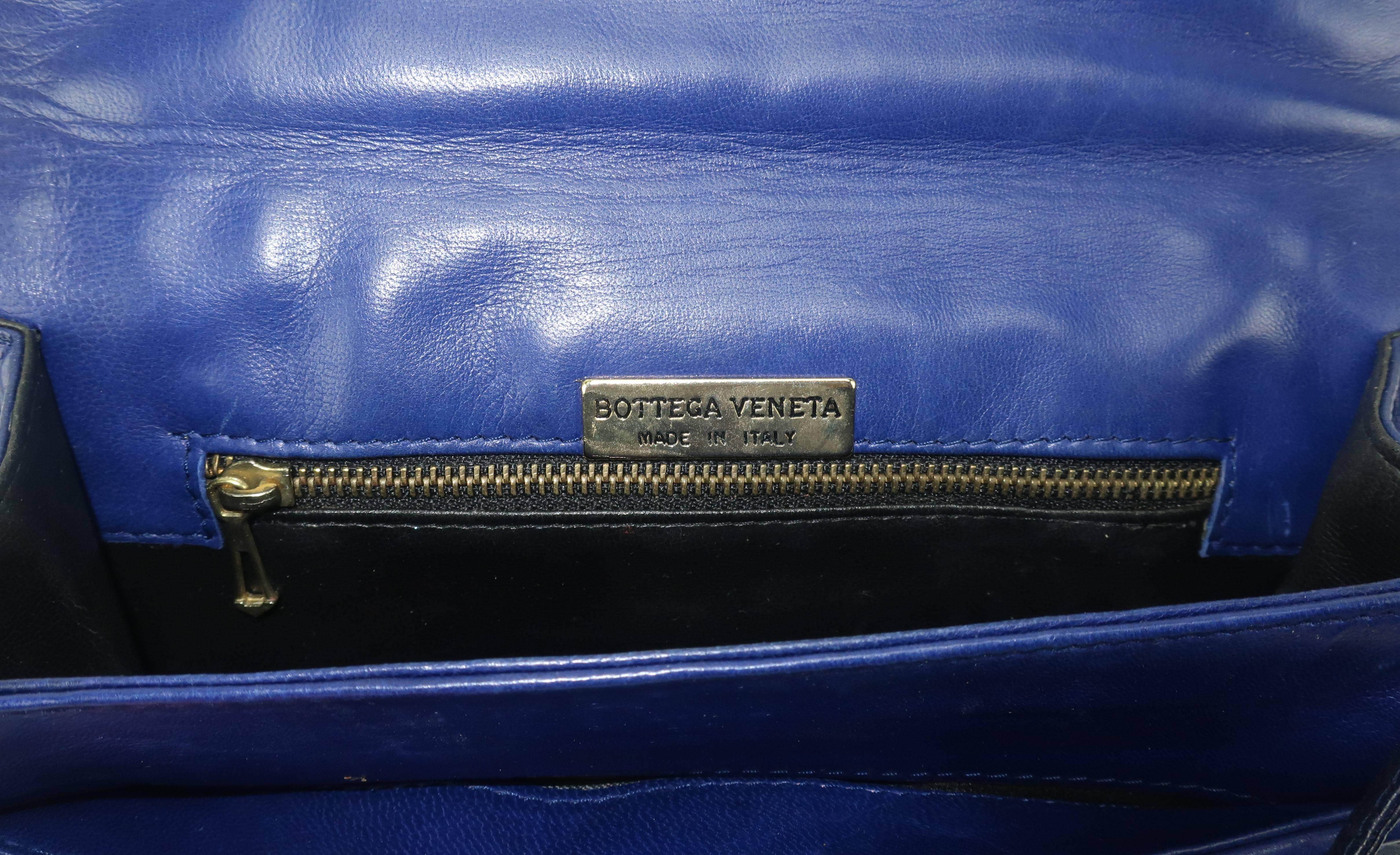 Bottega Veneta Vintage Royal Blue Intrecciato Leather Shoulder Handbag 11