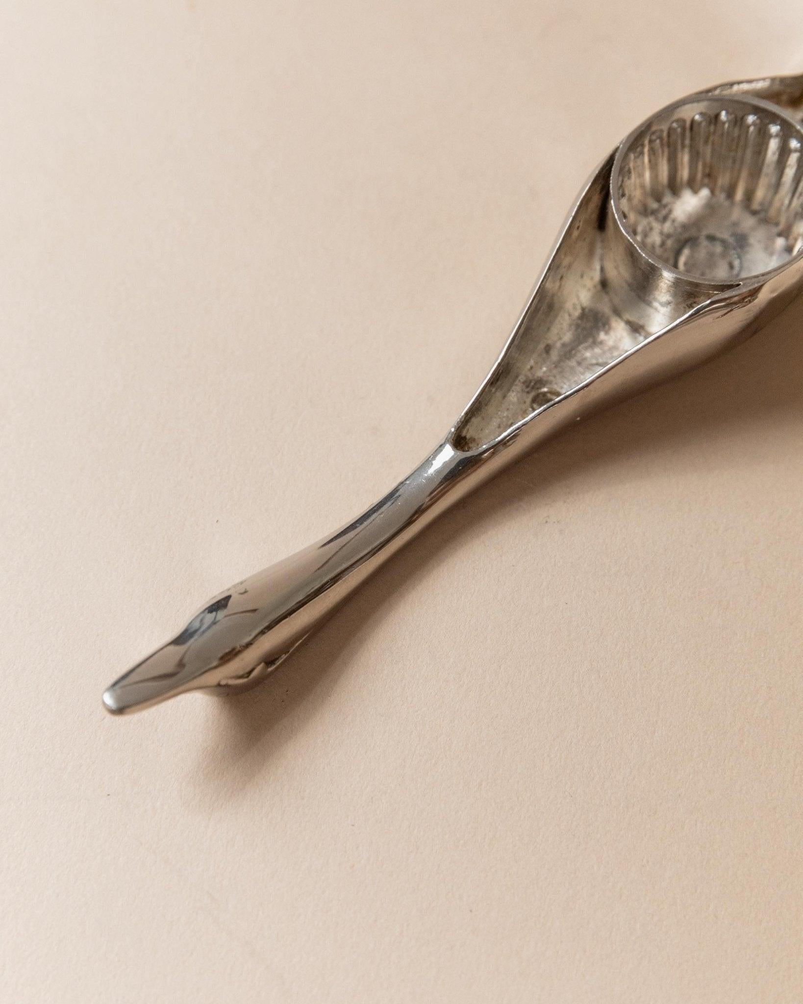 Apribottiglie d'epoca placcato in argento con forma di oca, design Mid Century, anni '60 in vendita 4